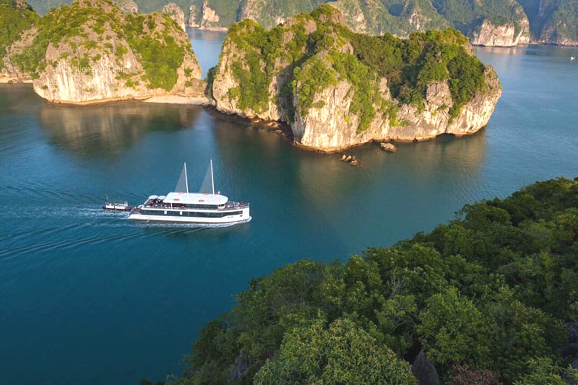 Hotel Alex Ha Long