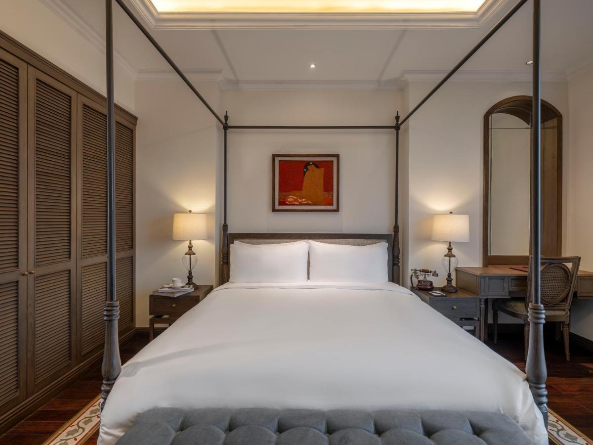 Hotel De Syloia