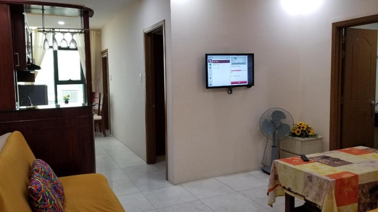 - Unit 3706 Căn hộ