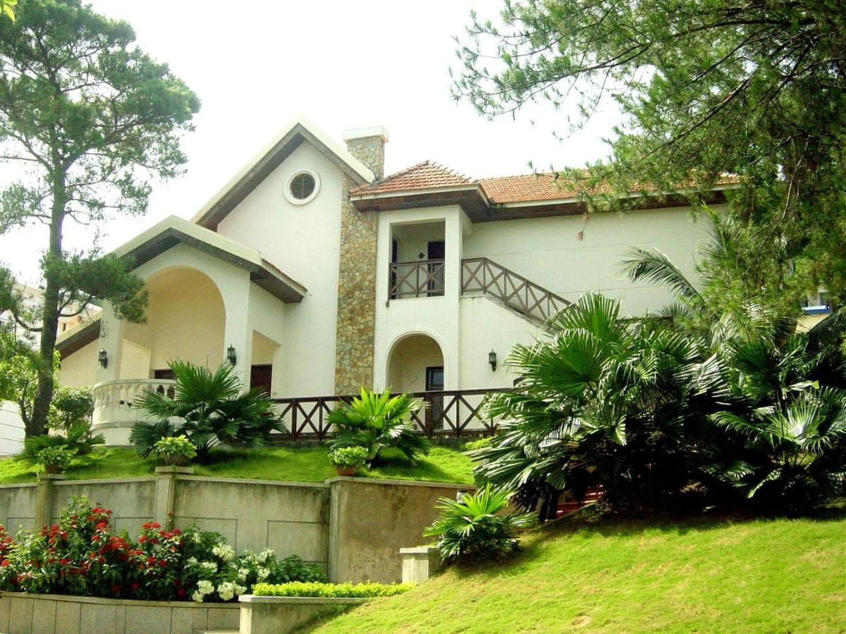 Hoàng Gia Khách sạn Hạ Long