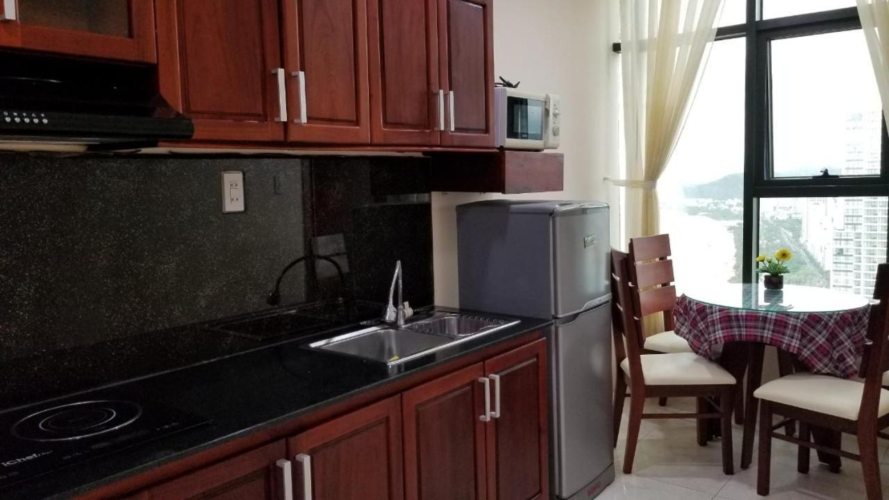 Căn hộ - Unit 3706 *