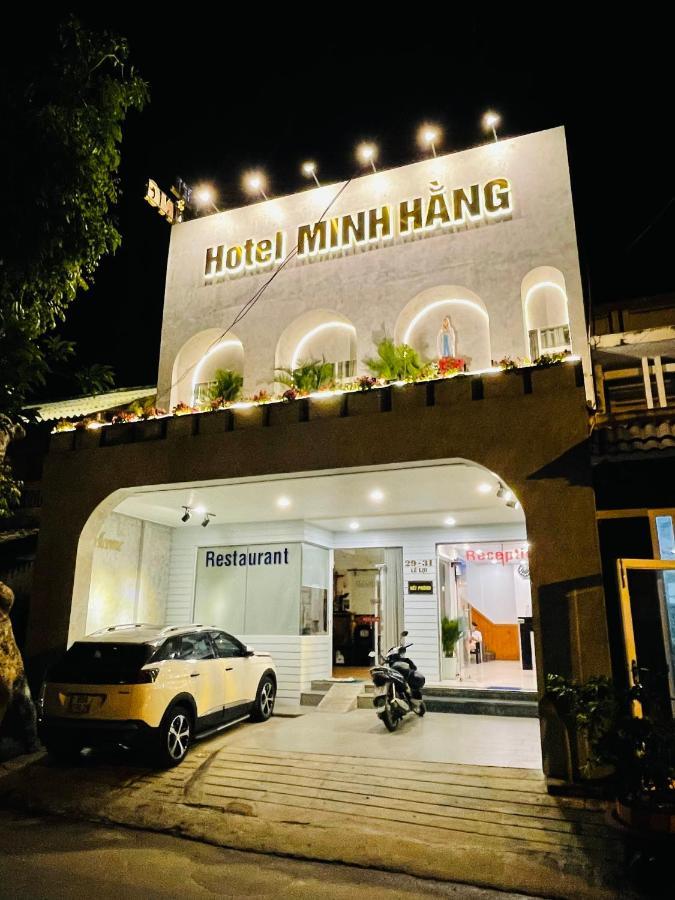 Minh Hang Hotel *