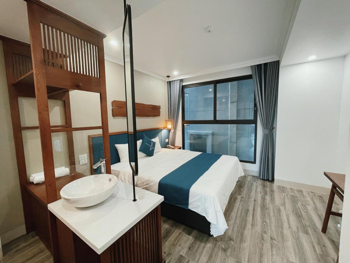 Hotel The Light 3*