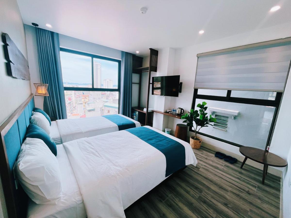 The Light Hotel 3*