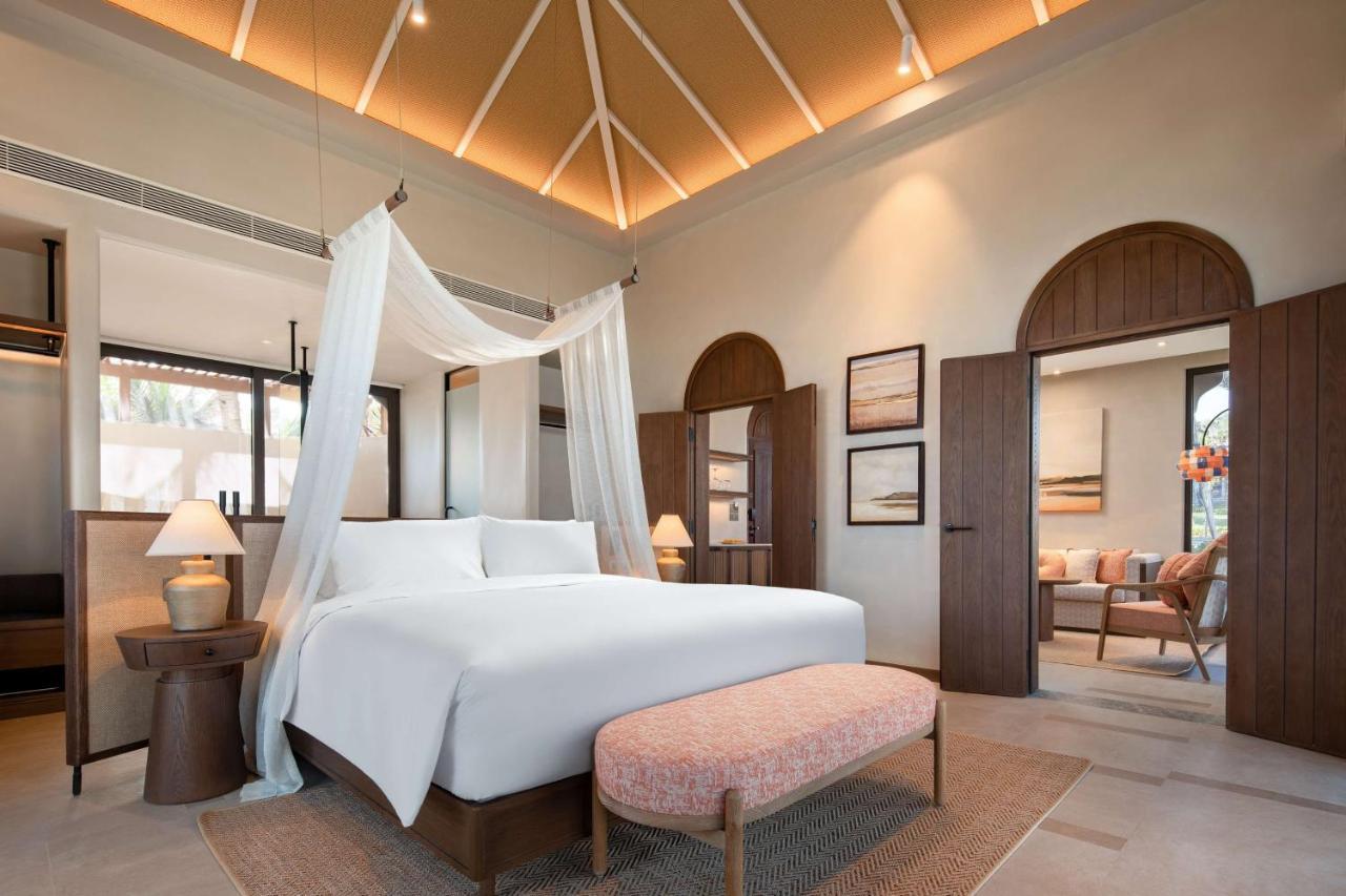 Radisson Khách sạn