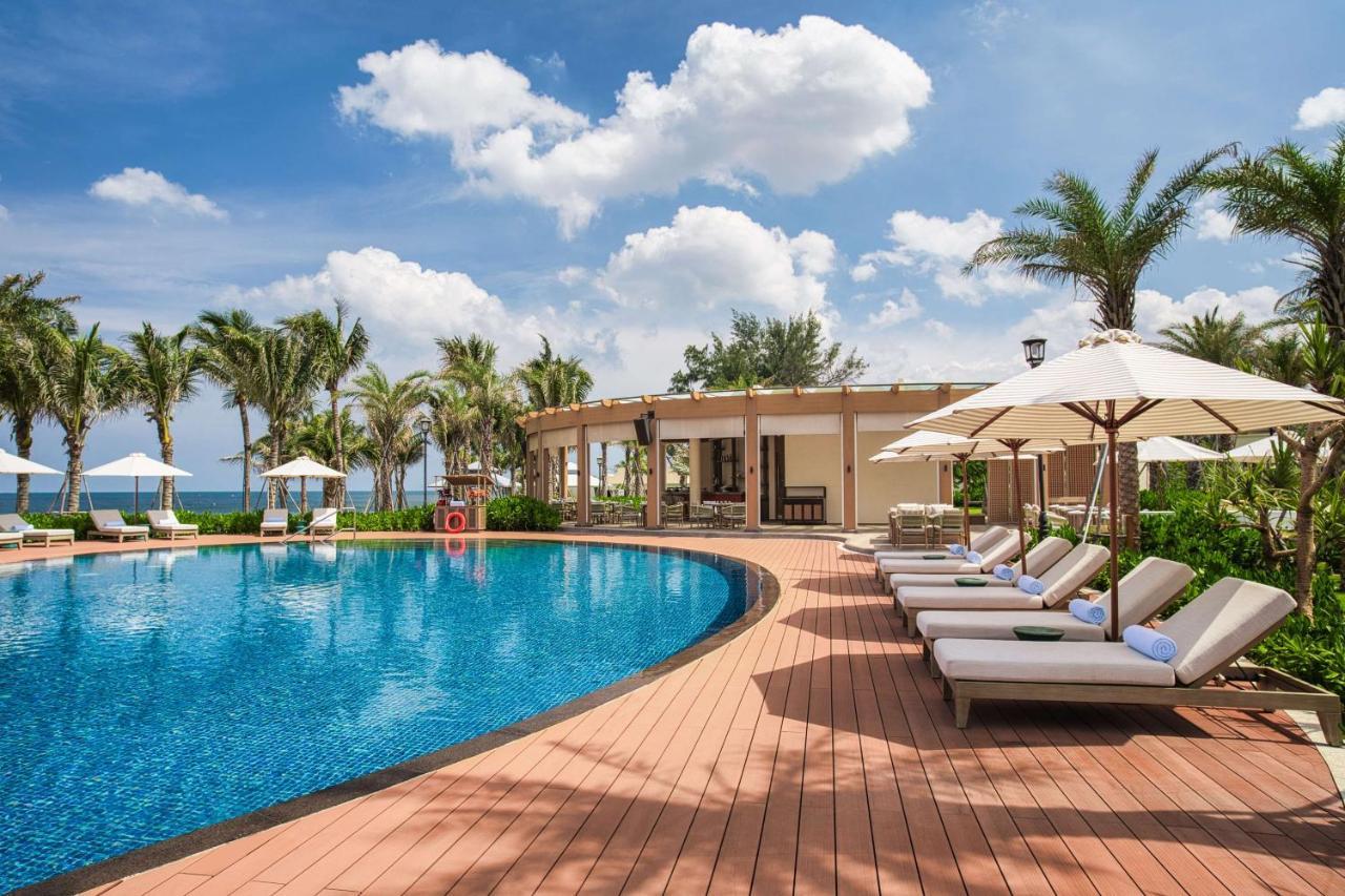 Radisson Khách sạn
