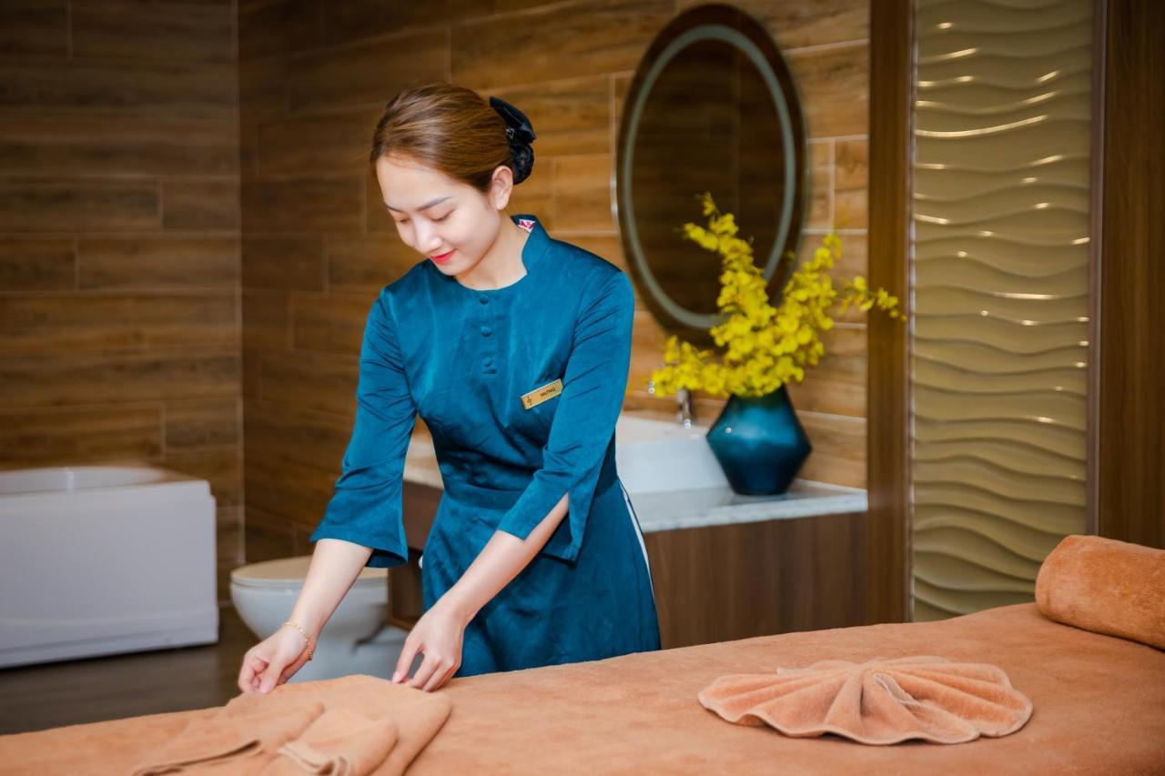 Muong Thanh Luxury Centre Hotel