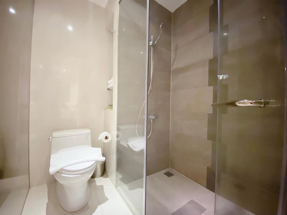 Hotel The Luxe 3*