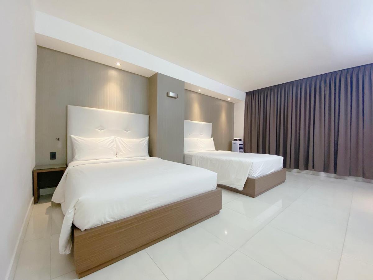 The Luxe 3*
