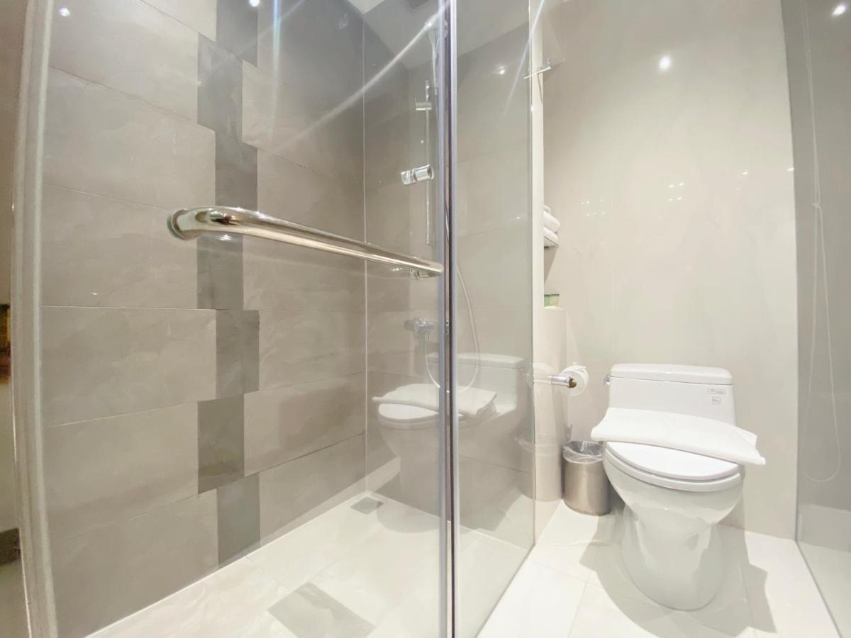 Hotel The Luxe 3*