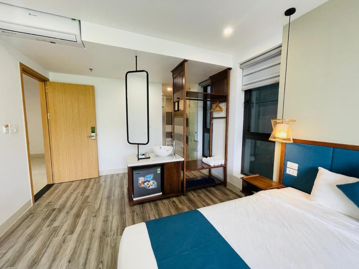The Light Hotel 3*