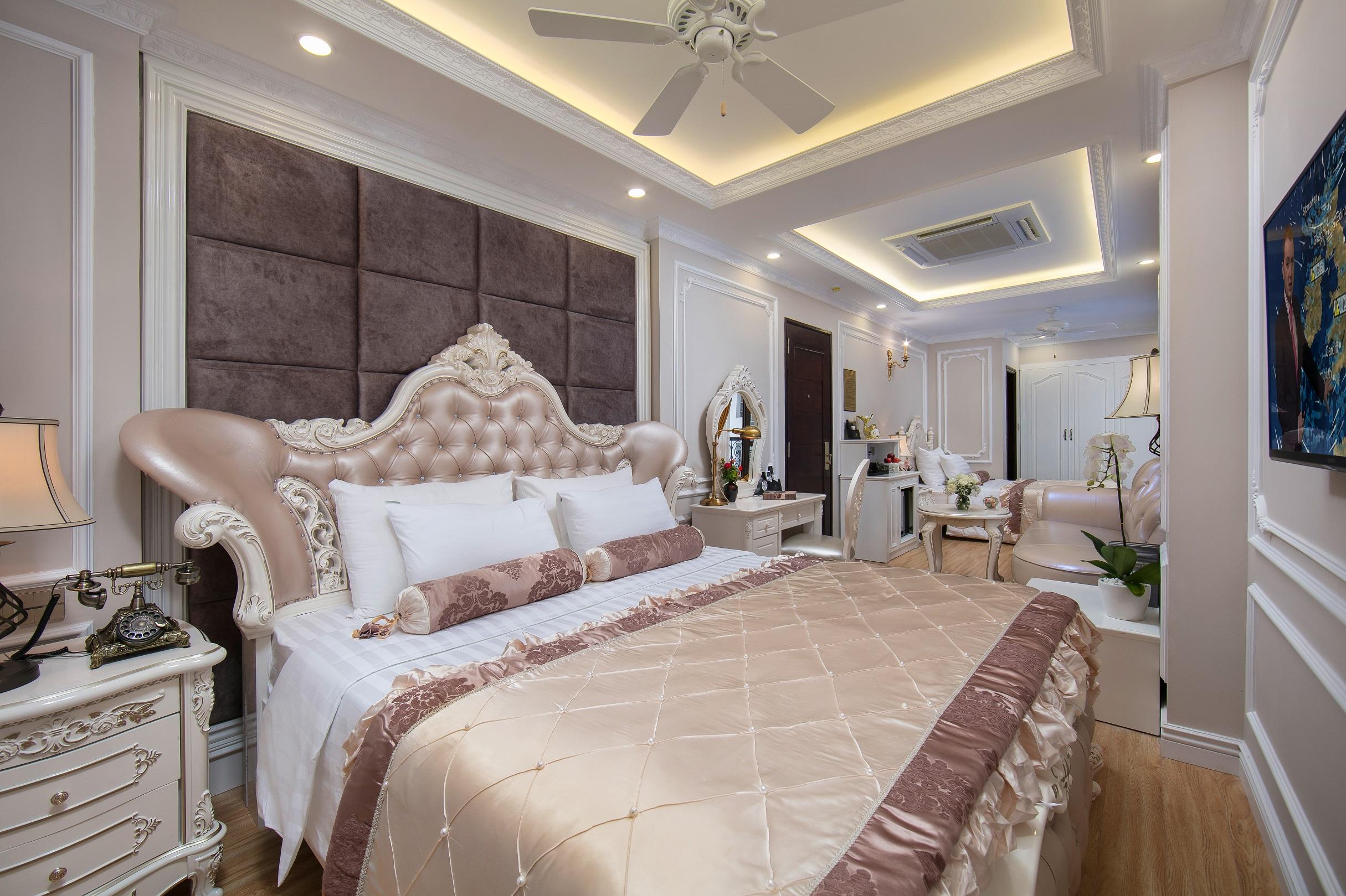 Royal 3* Hanoi