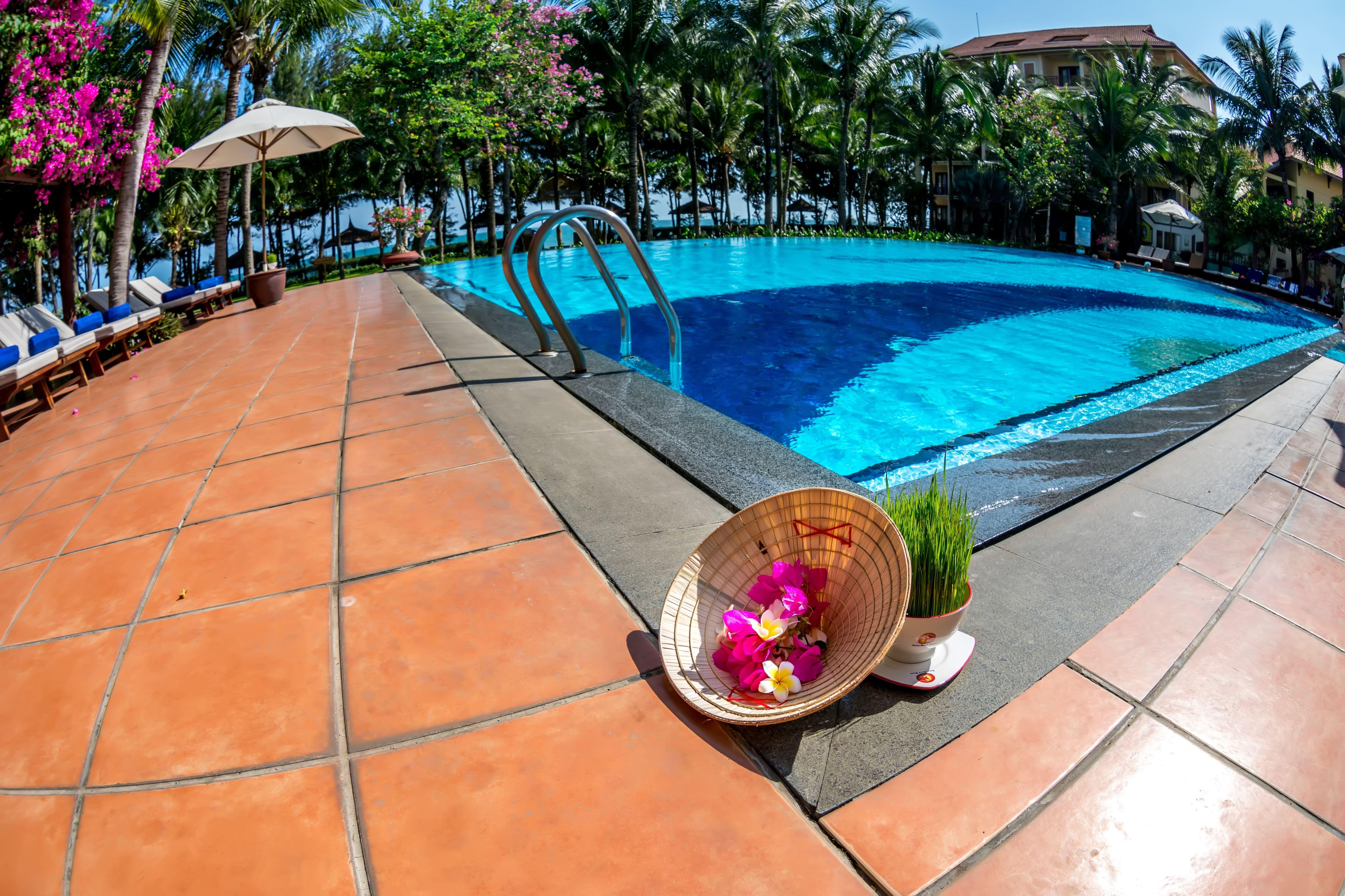 Resort Sunny &