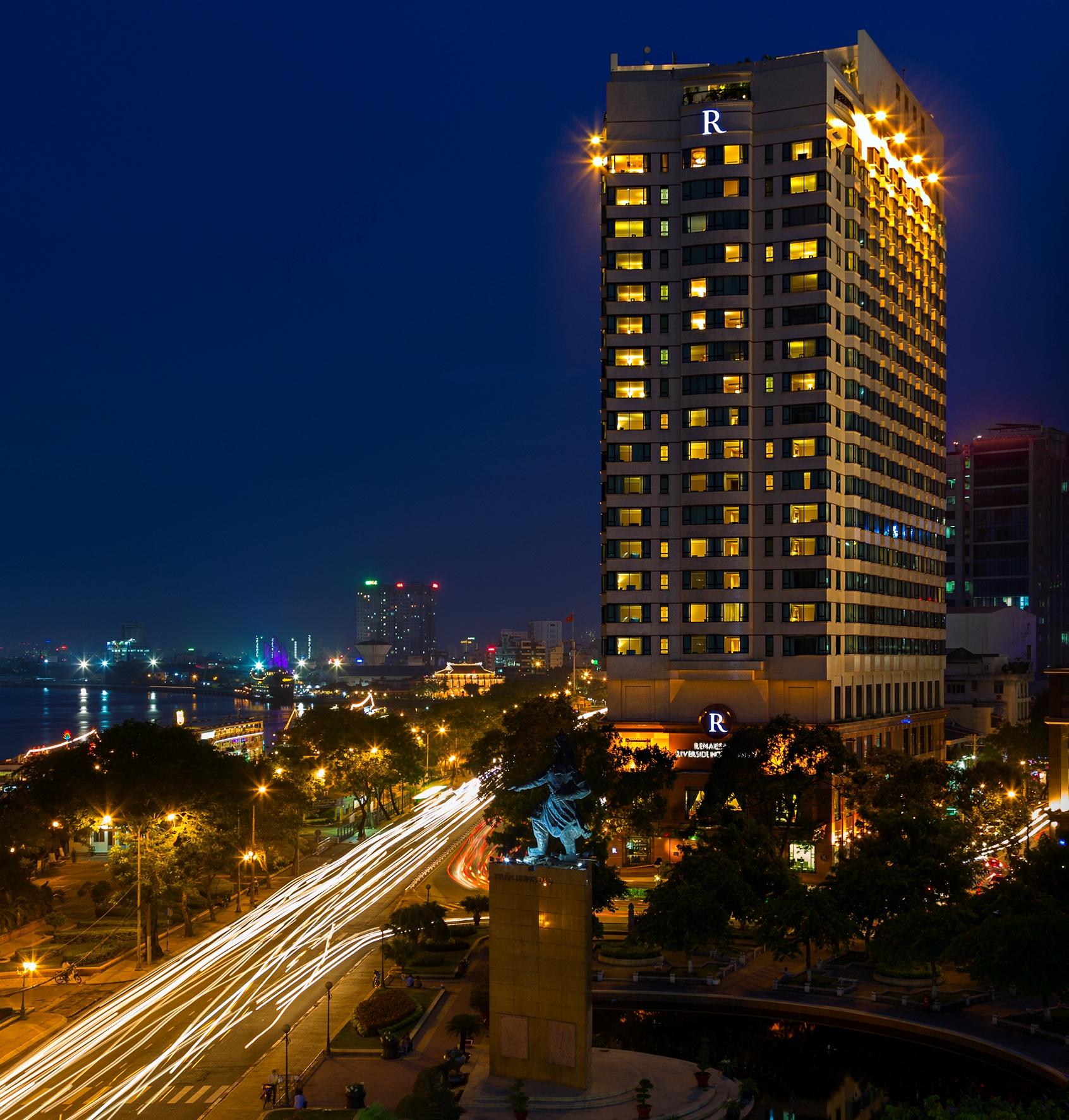 Renaissance Riverside Saigon Hotel