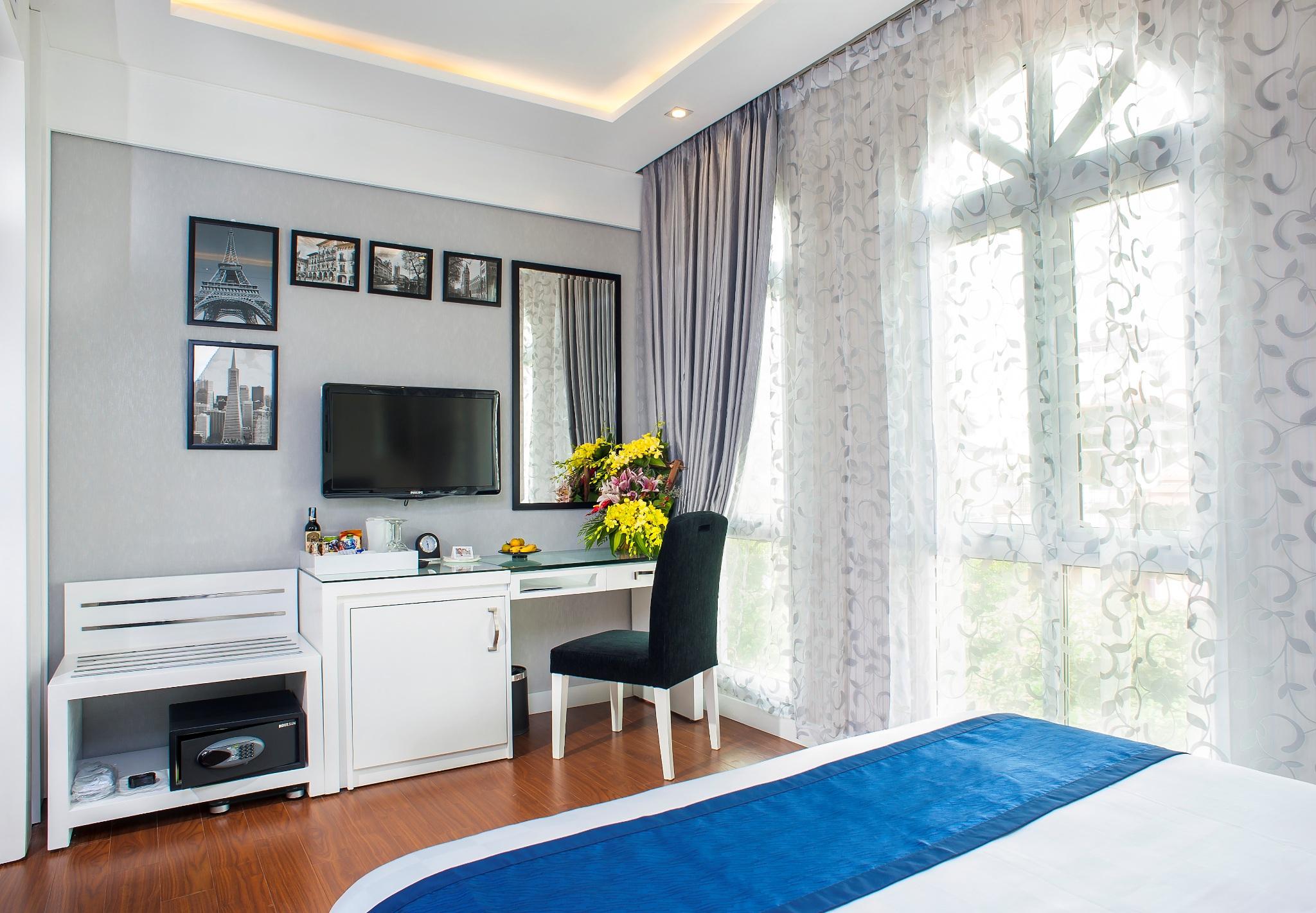 Hotel Minerva Church Hanoi