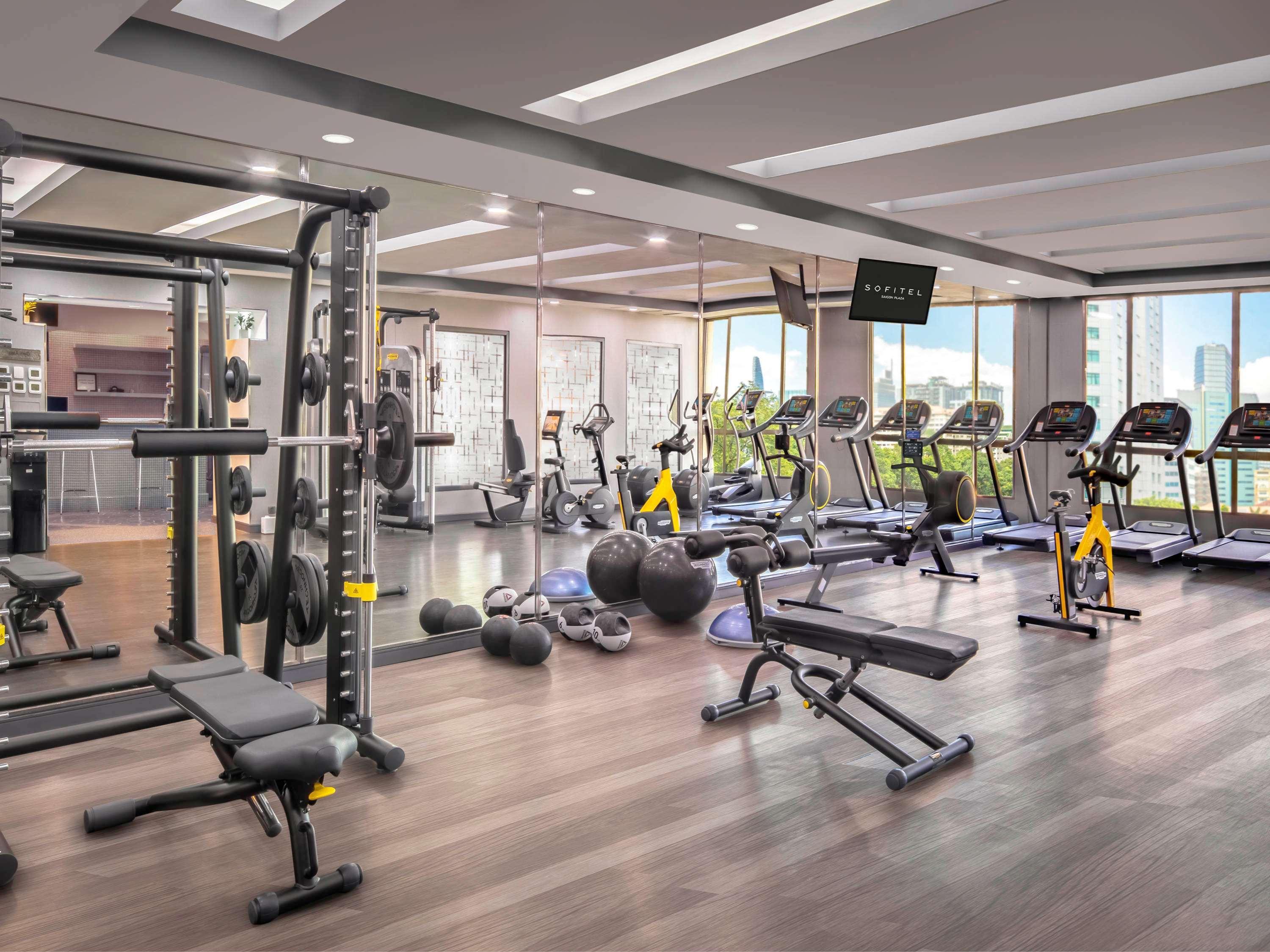 Sofitel Saigon Plaza Khách sạn TP. Hồ Chí Minh