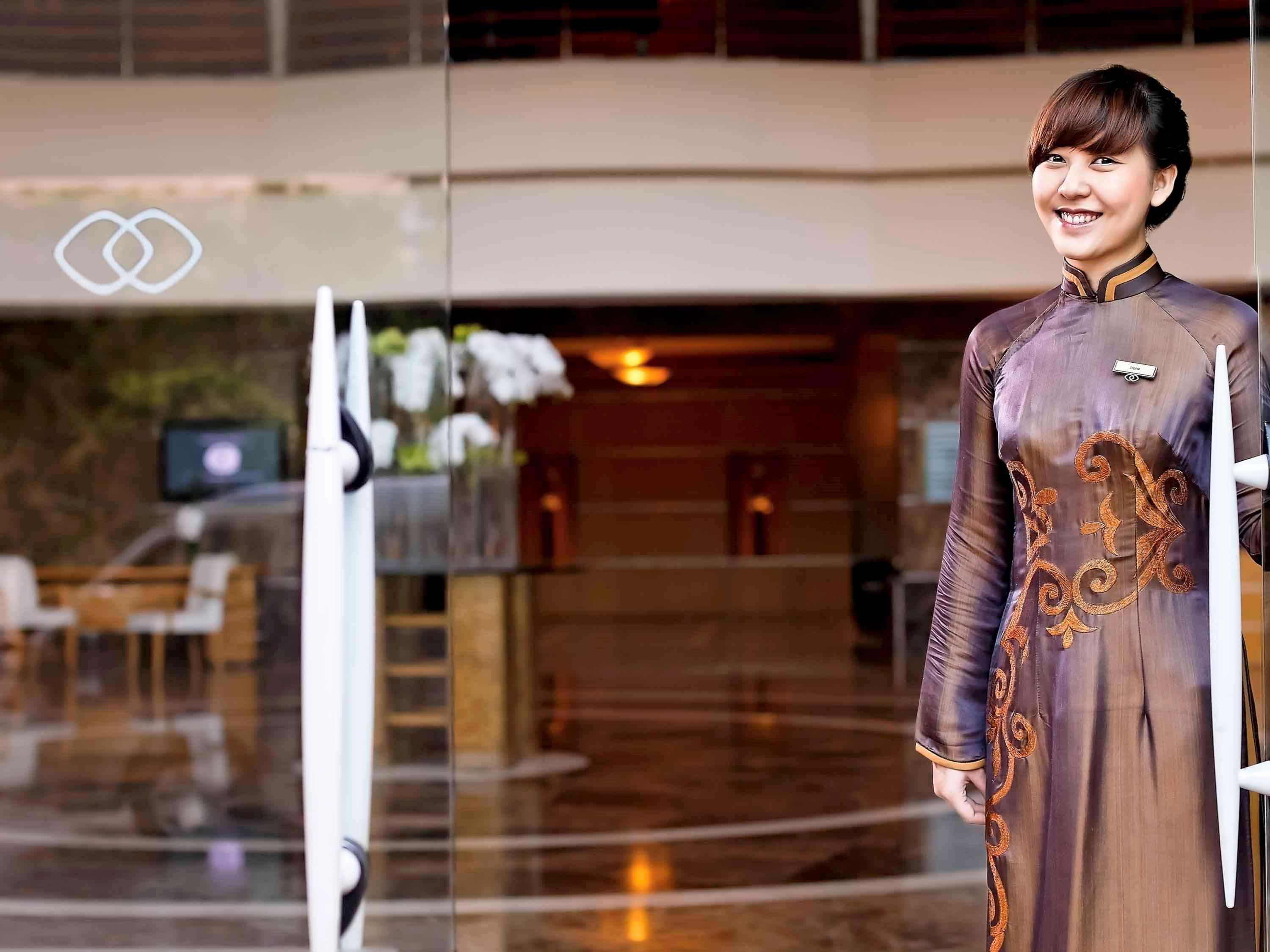 Sofitel Saigon Plaza Khách sạn