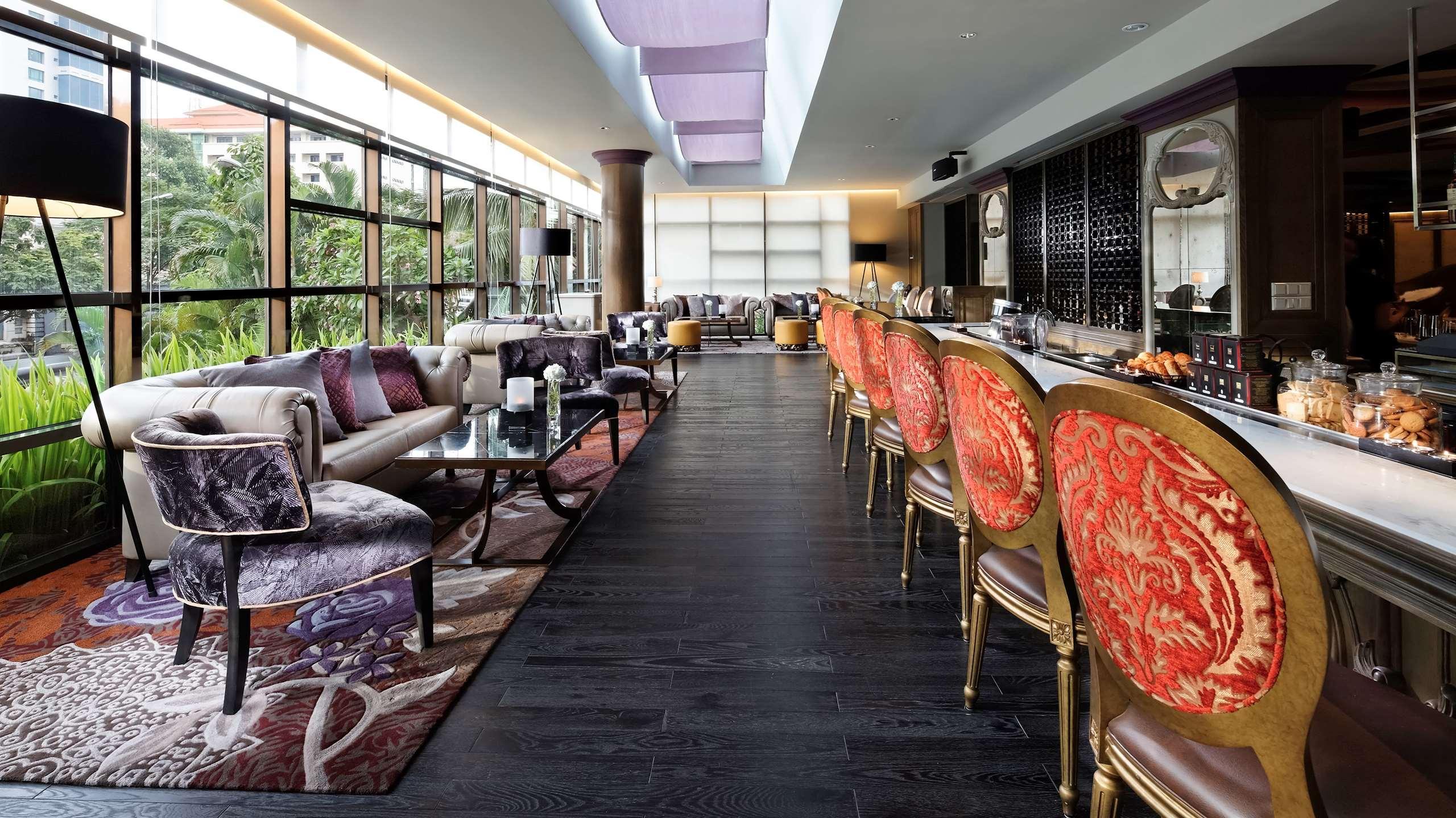 Sofitel Saigon Plaza Khách sạn
