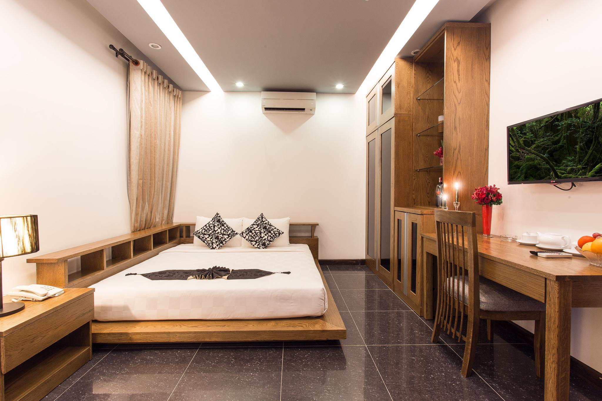 Valentine Hotel 2*