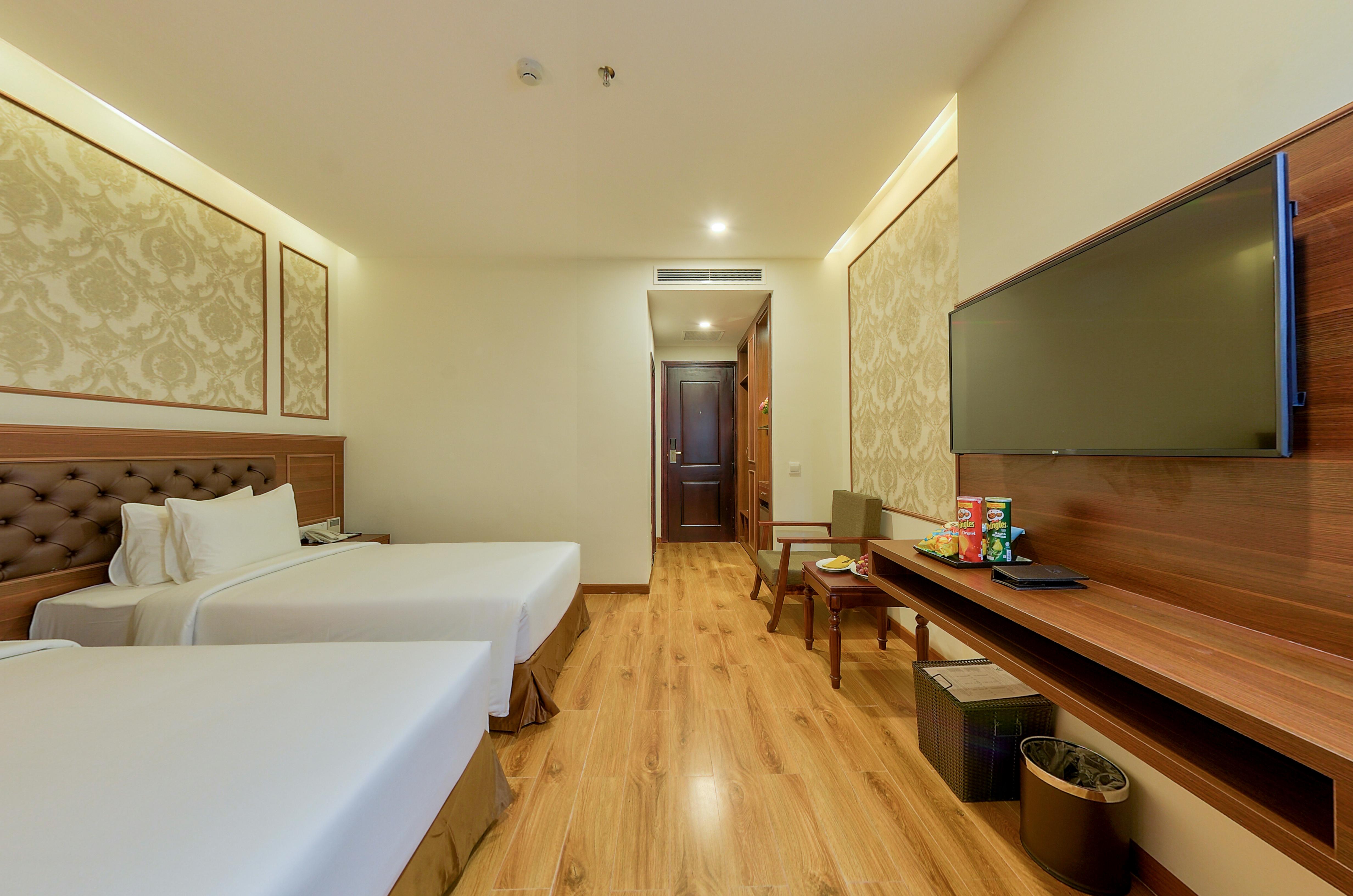 Imperial 4*