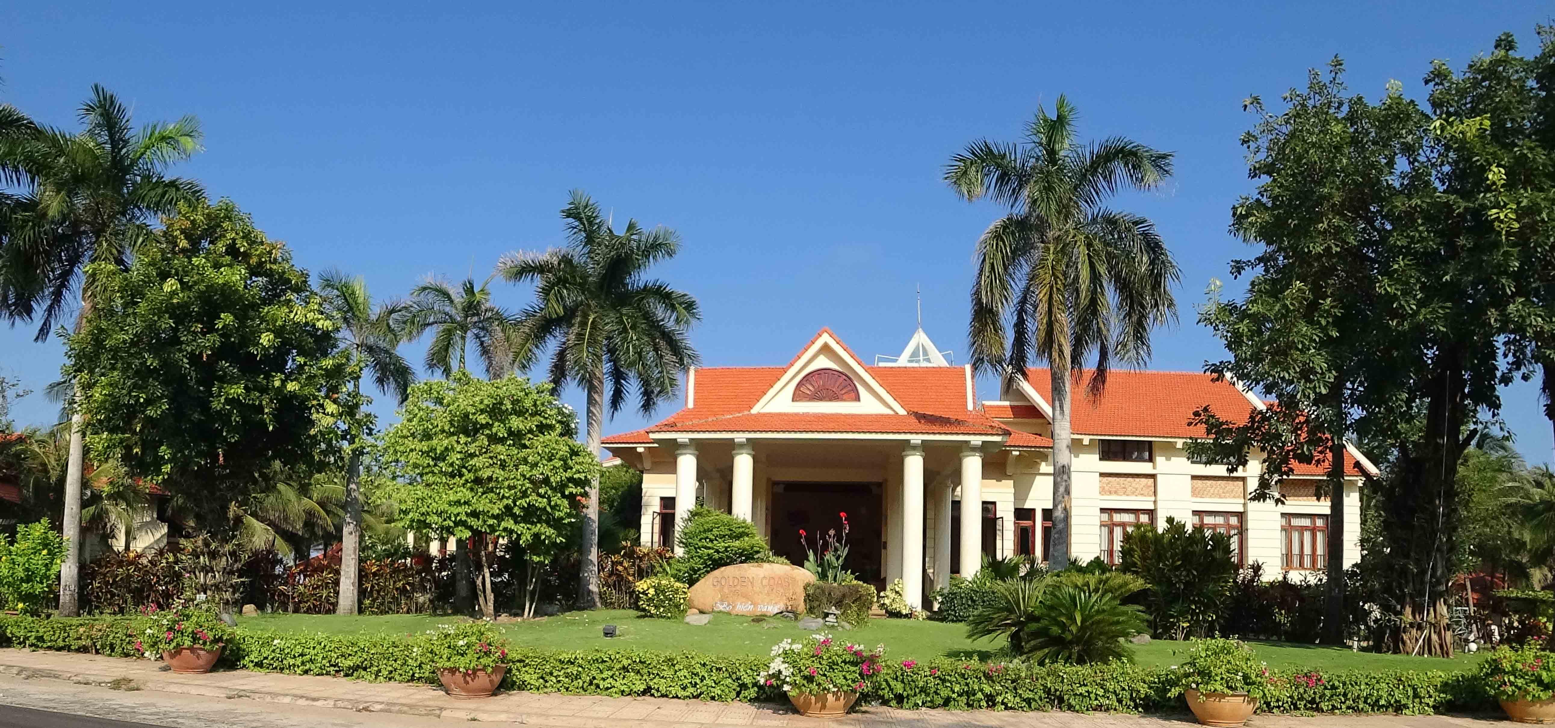 Golden Coast & Resort 4*