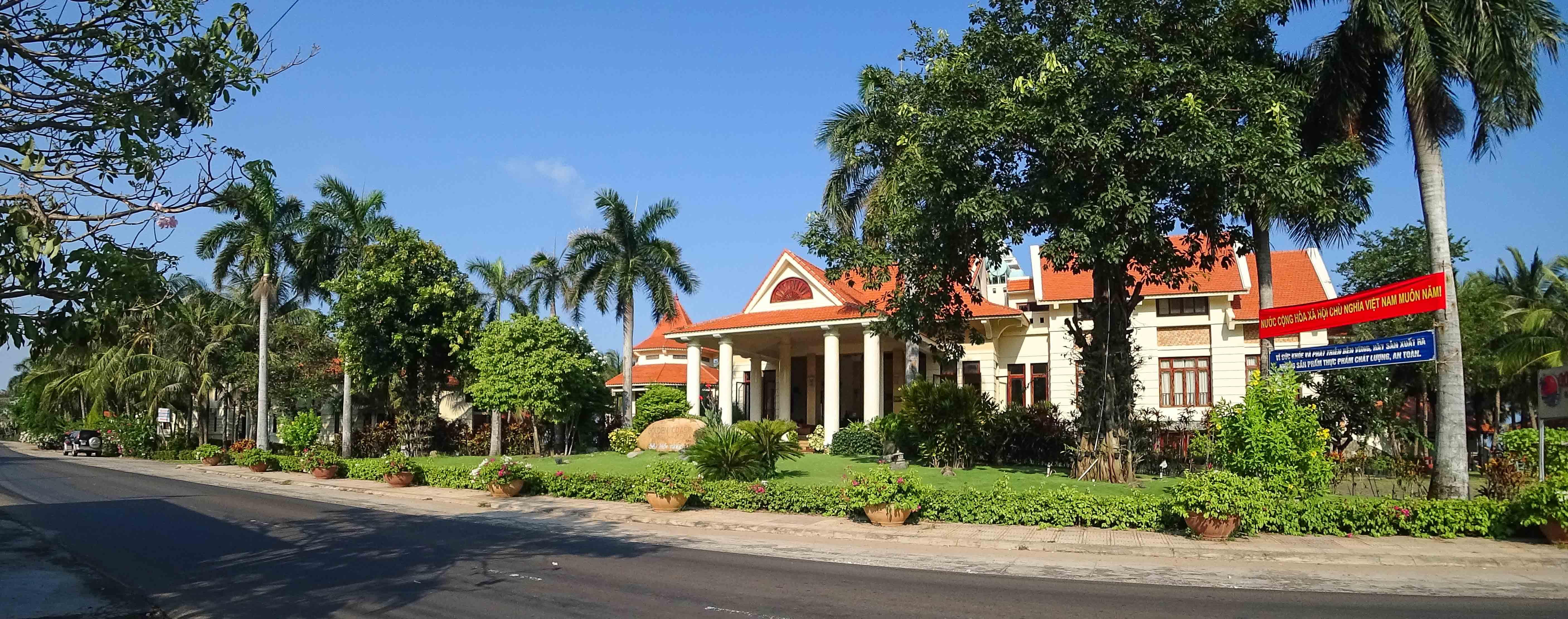 Golden Coast & Resort 4*