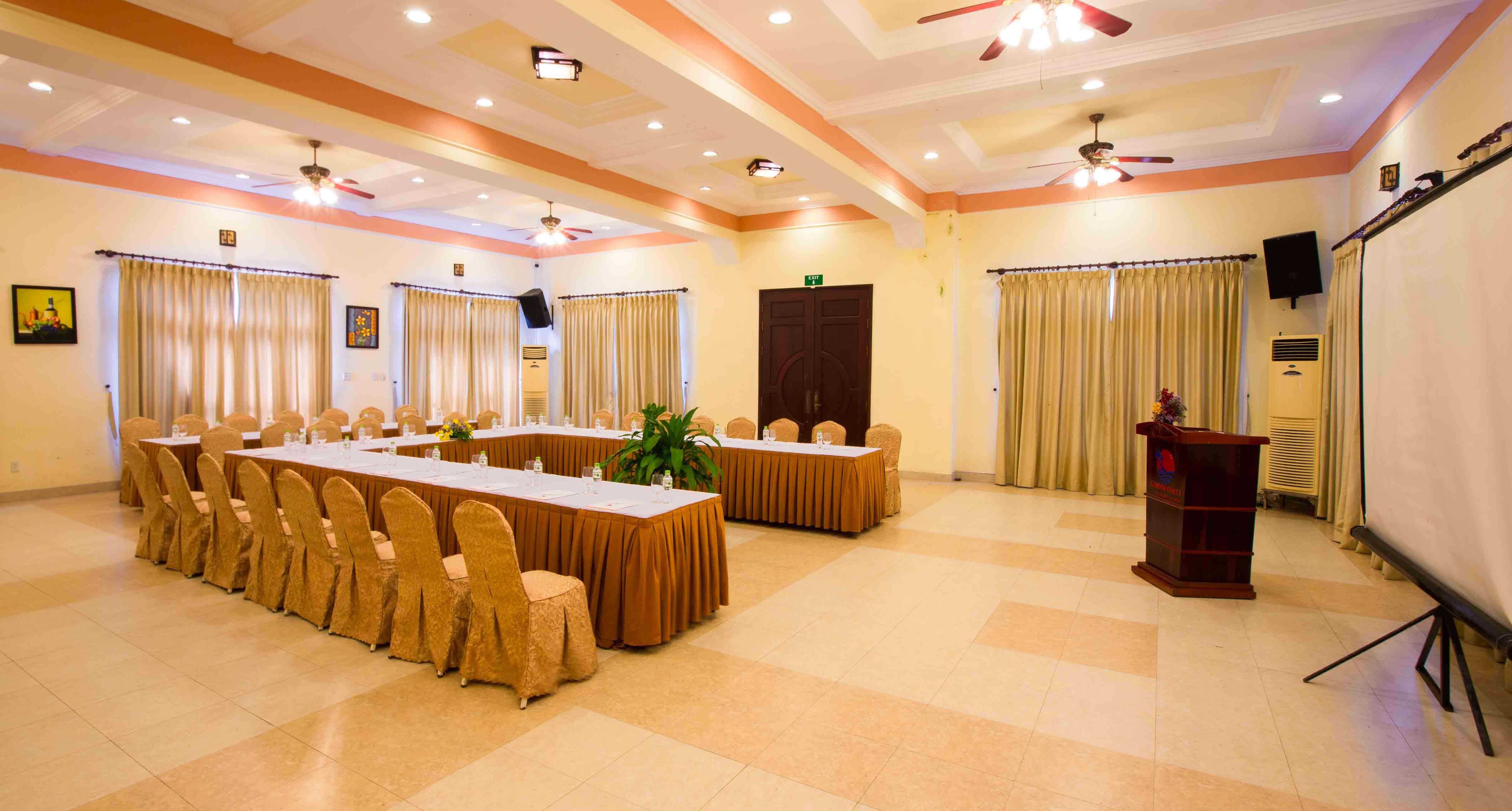 Golden Coast & Resort