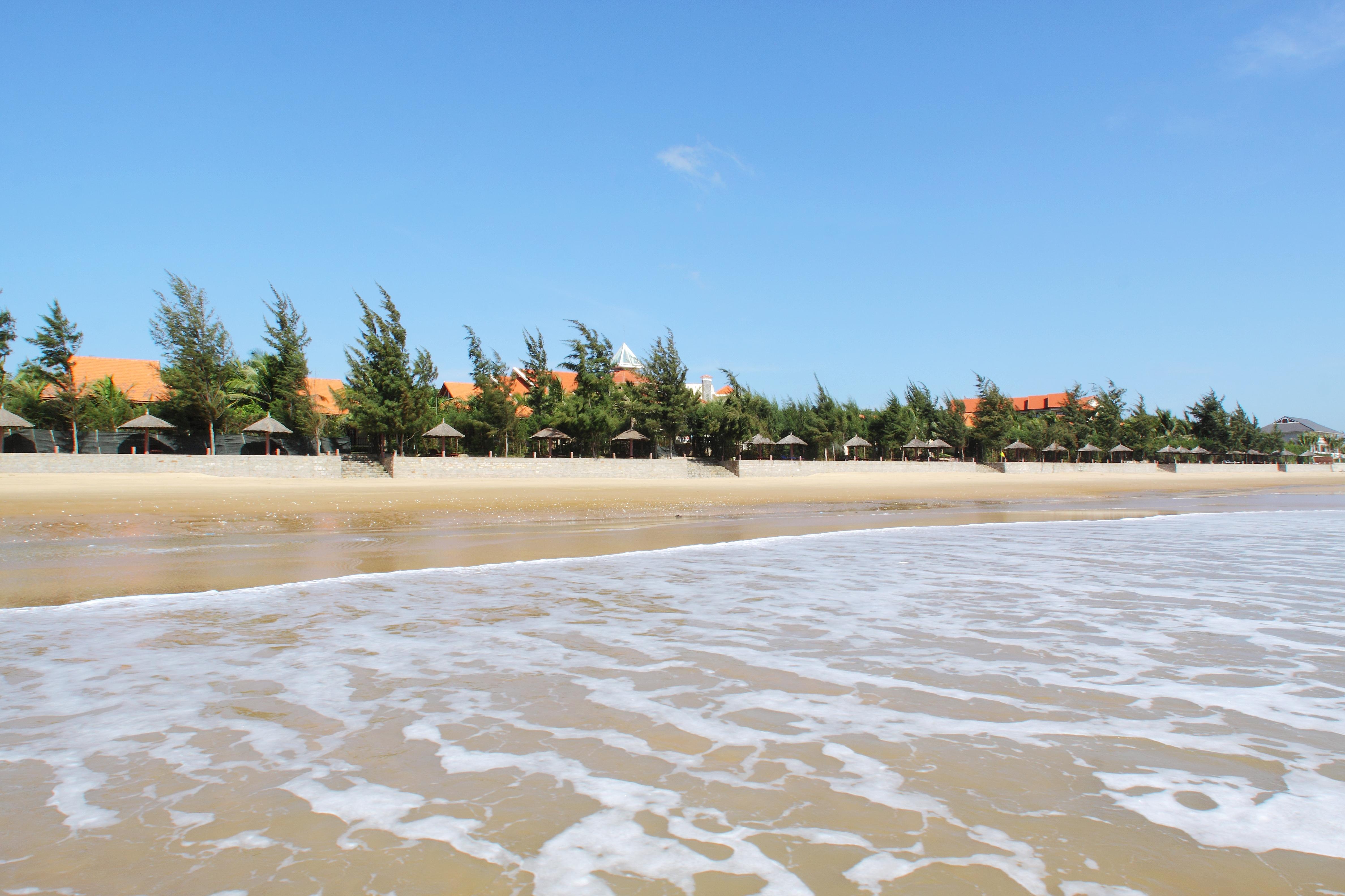 Golden Coast & Resort