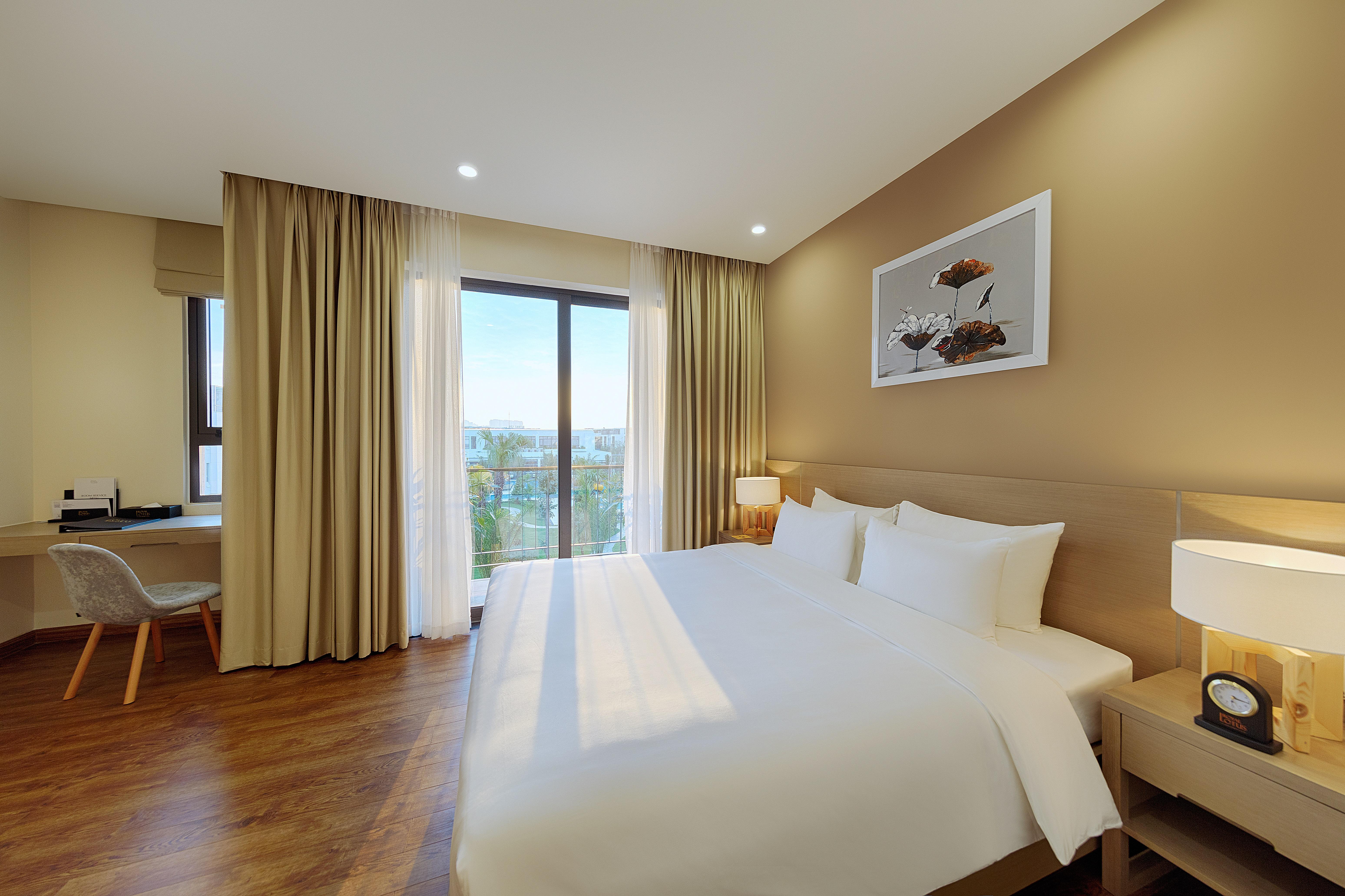 Royal Lotus & 4* Ha Long