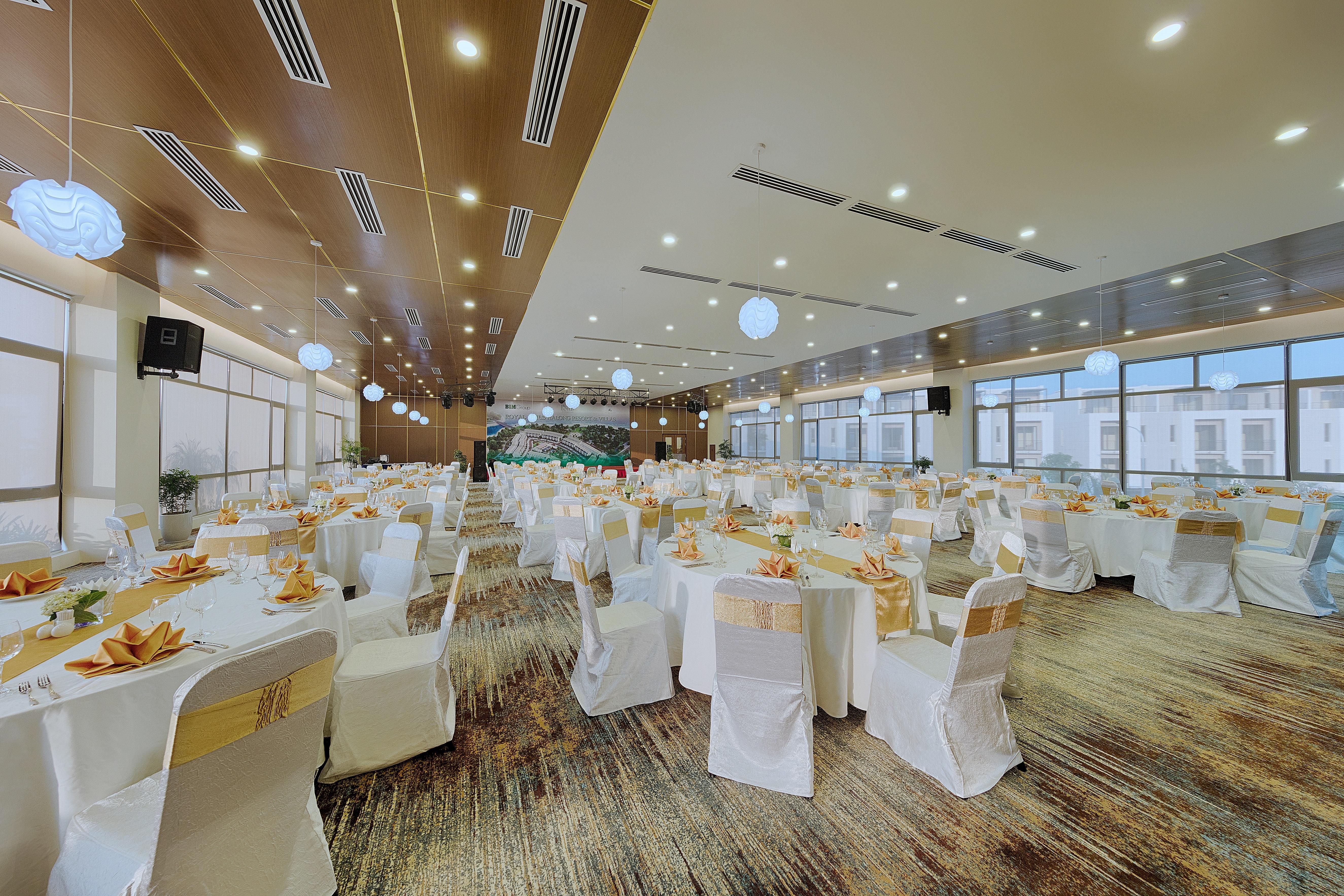 Resort Royal Lotus &