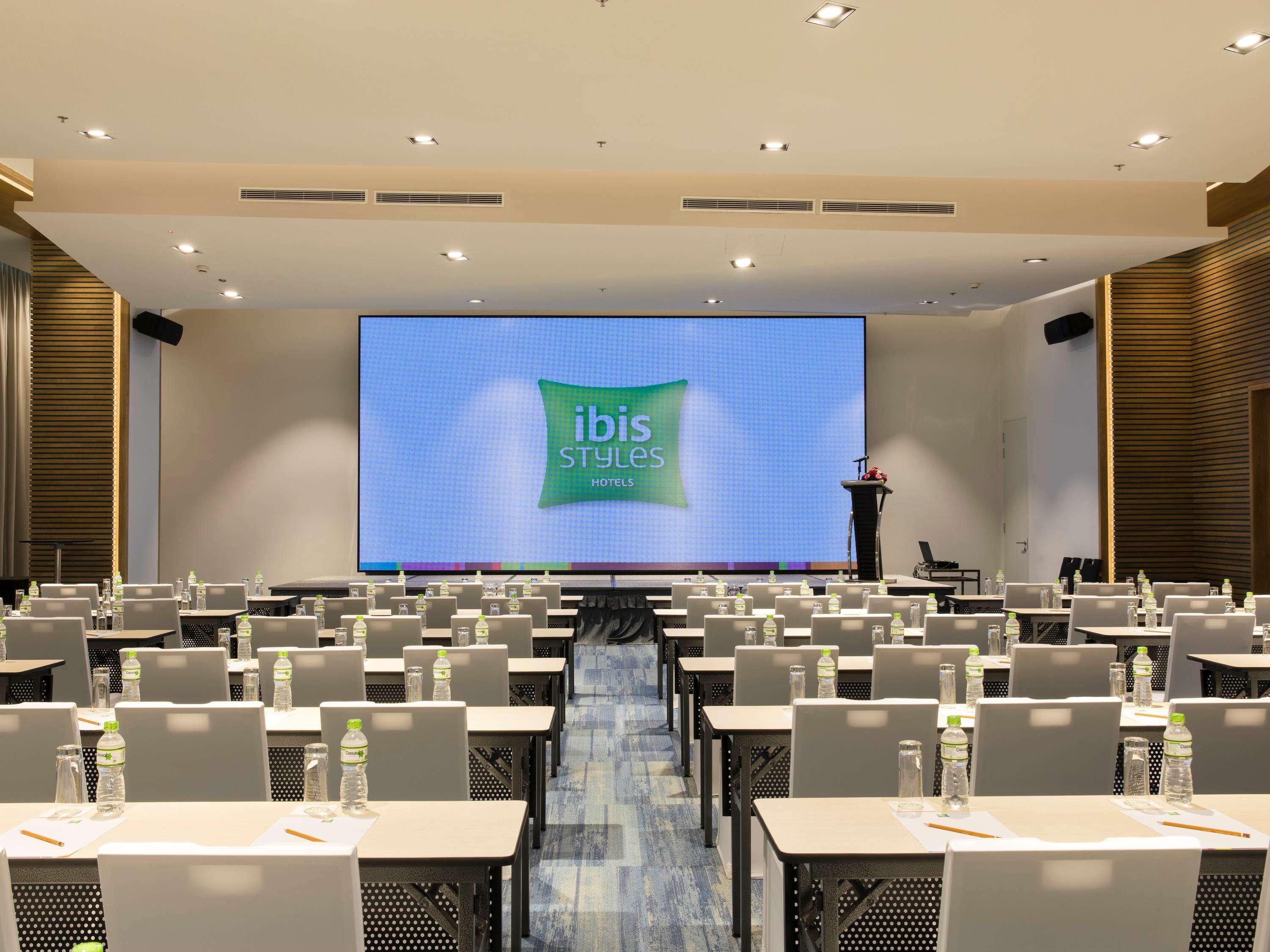 Ibis Styles 4*