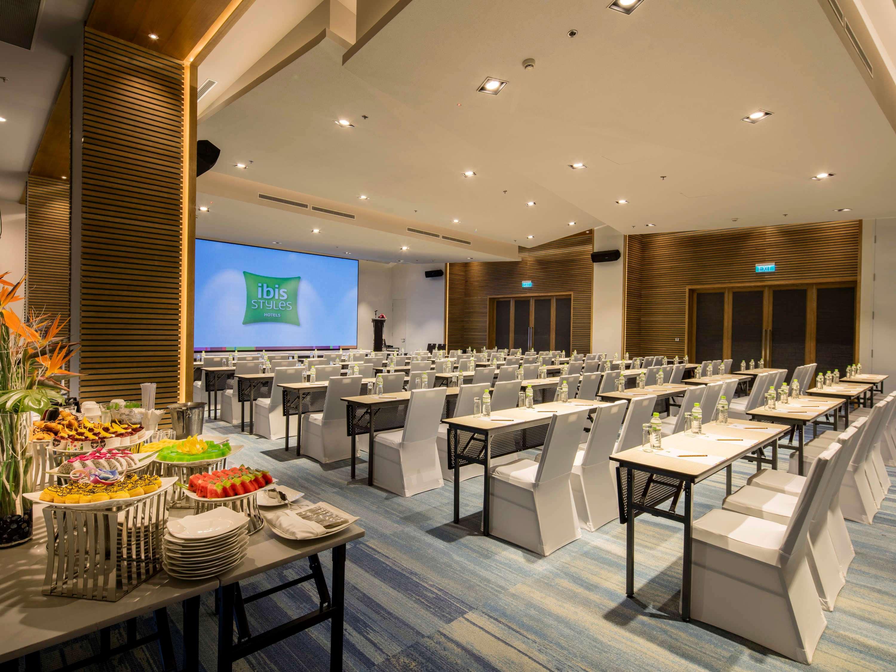 Ibis Styles 4*