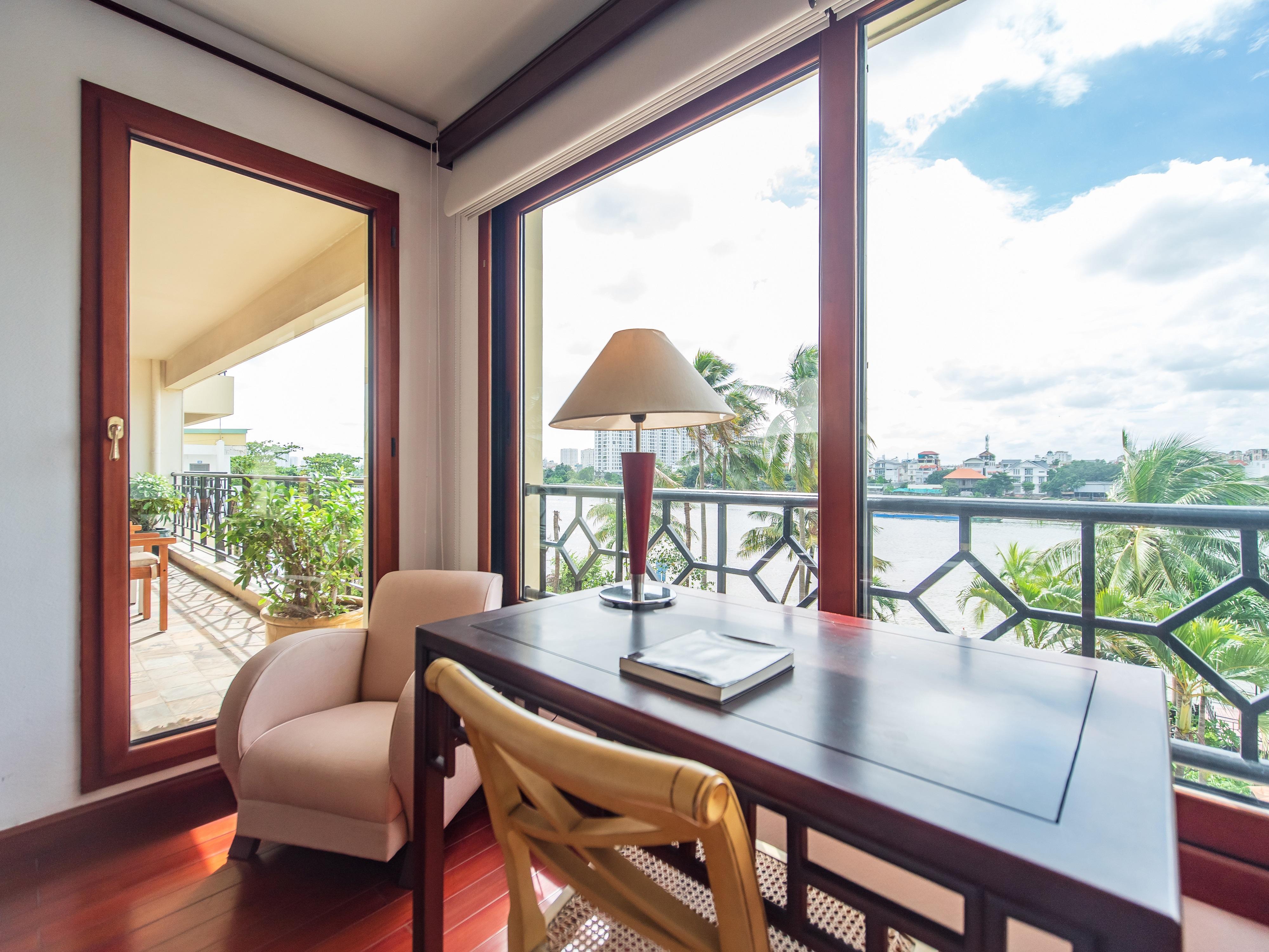 Sài Gòn Domaine Luxury Residences Khách sạn hẻo lánh