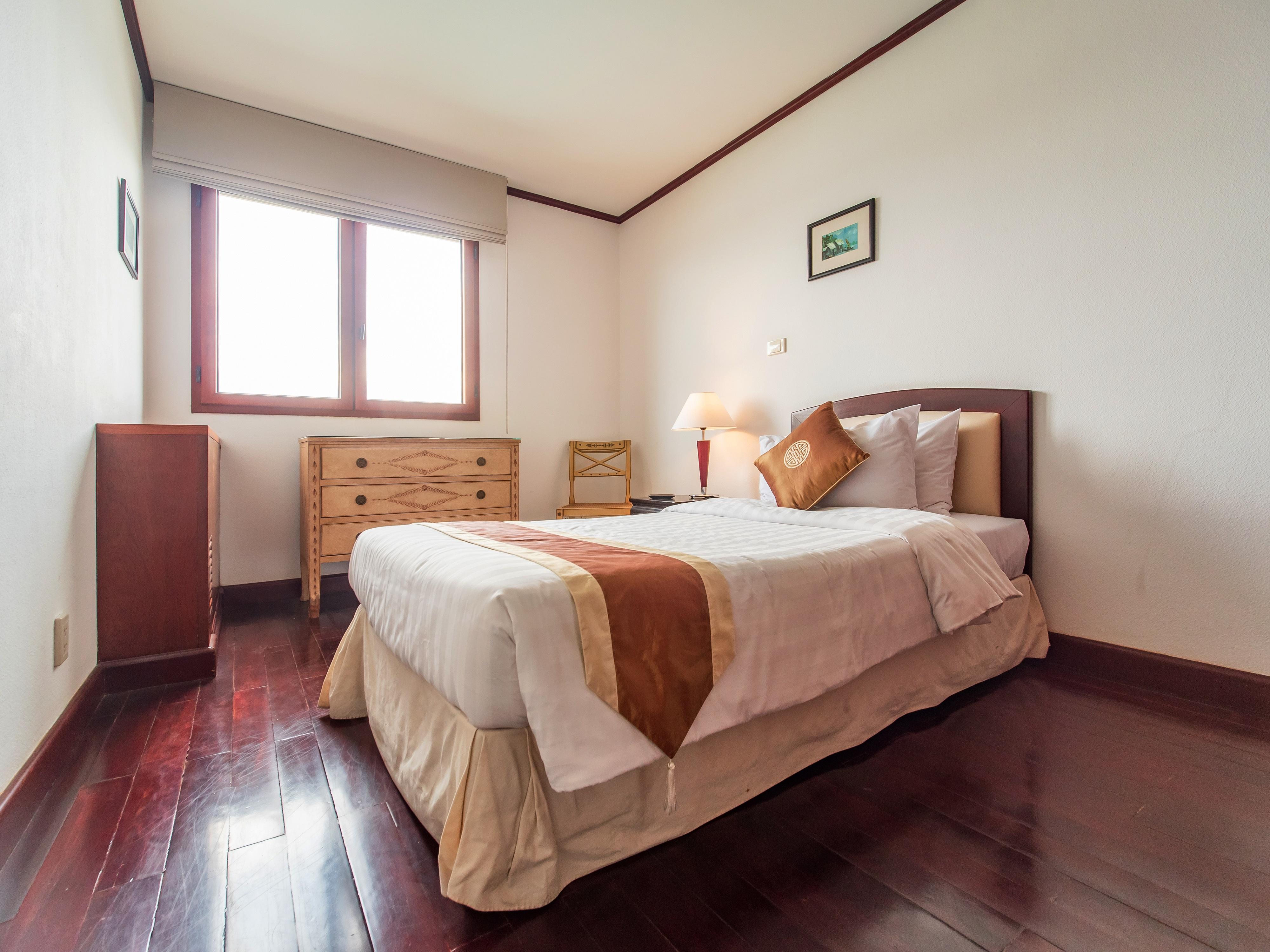 Khách sạn hẻo lánh Sài Gòn Domaine Luxury Residences 5*