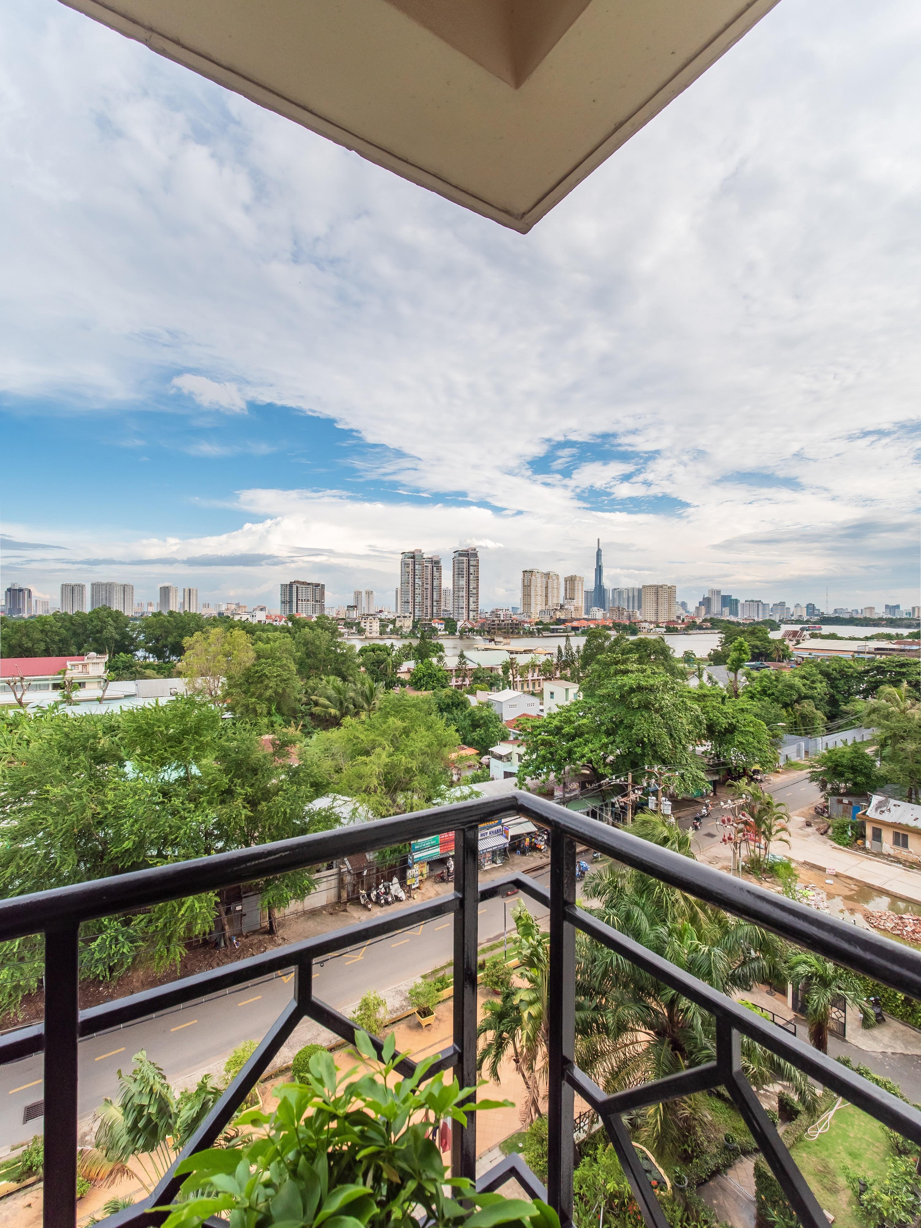 Sài Gòn Domaine Luxury Residences 5* TP. Hồ Chí Minh