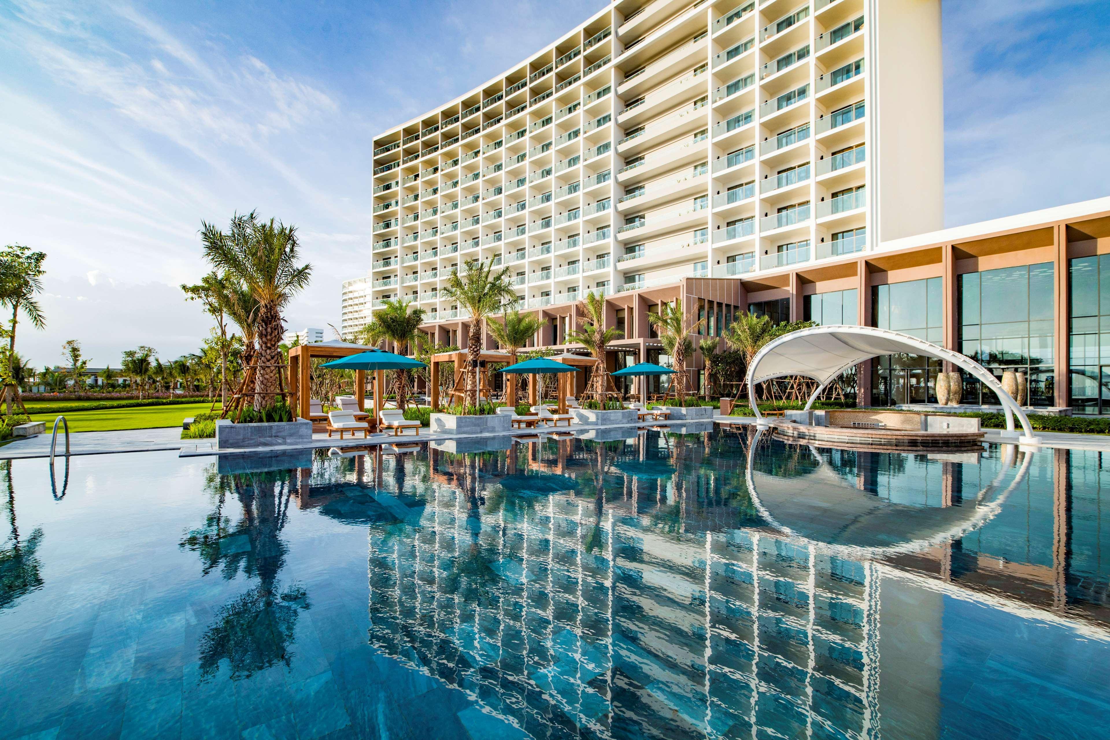 Radisson Blu Cam Ranh Resort 5*