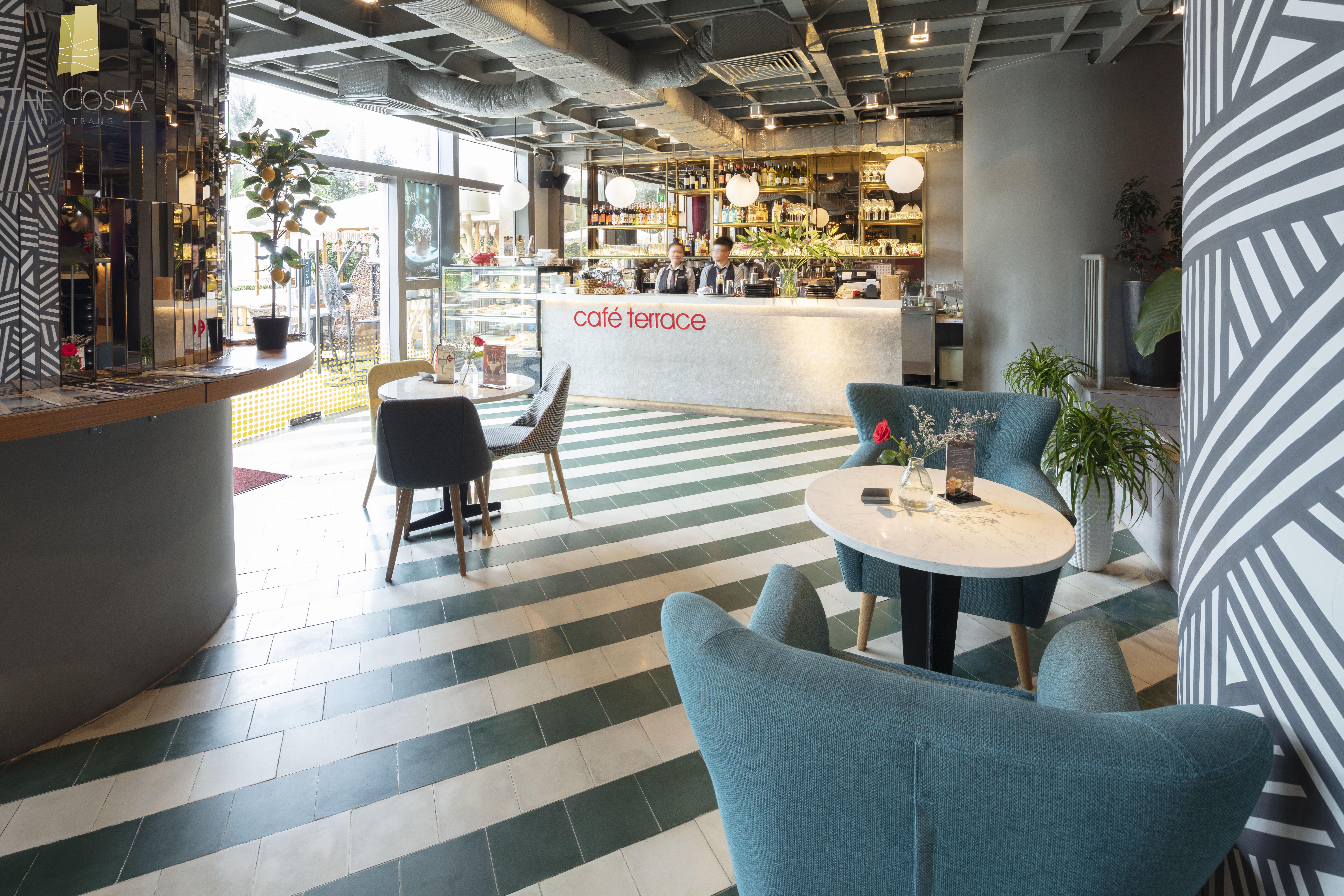 The Costa 5*