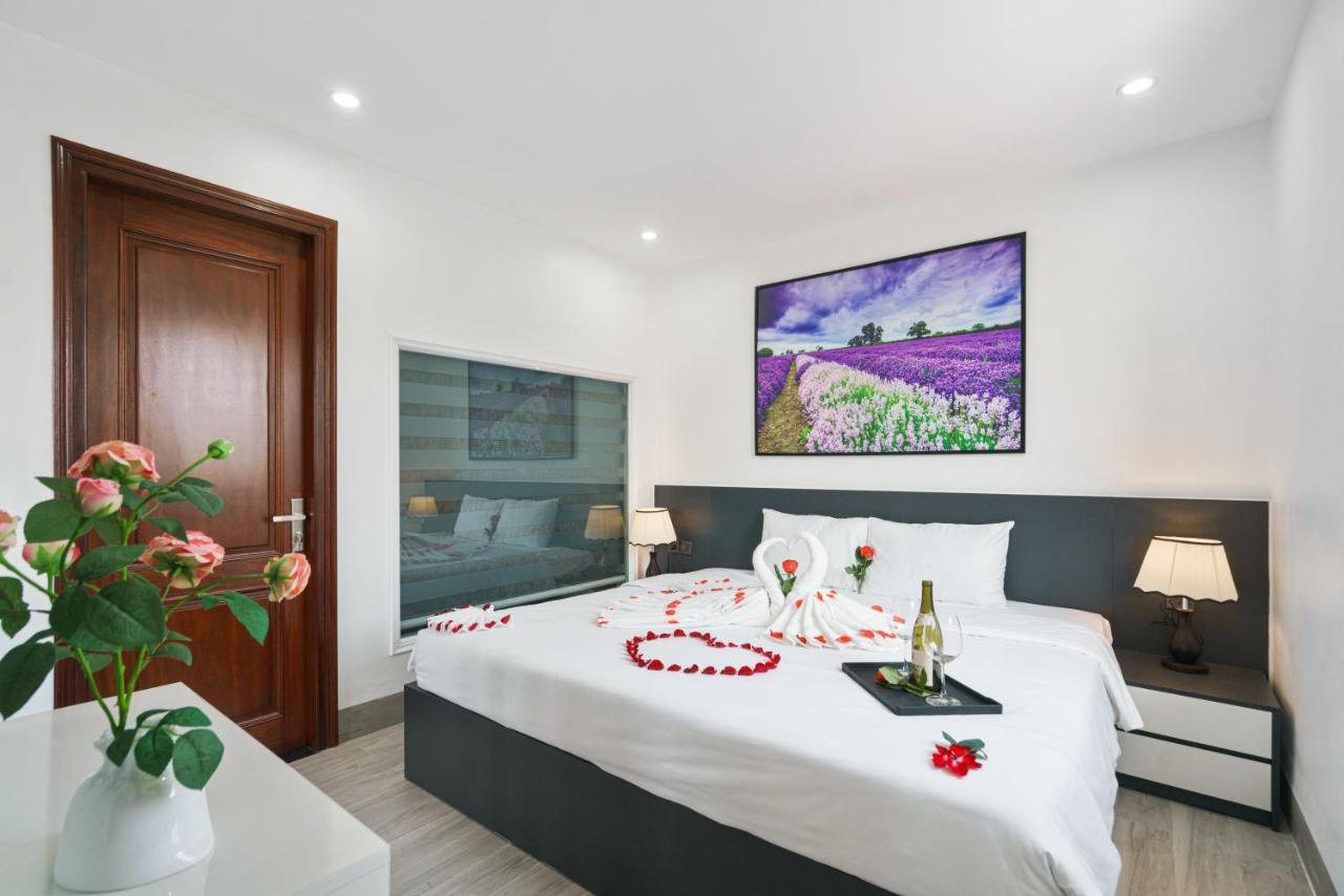 The Enchanted Hotel 3*