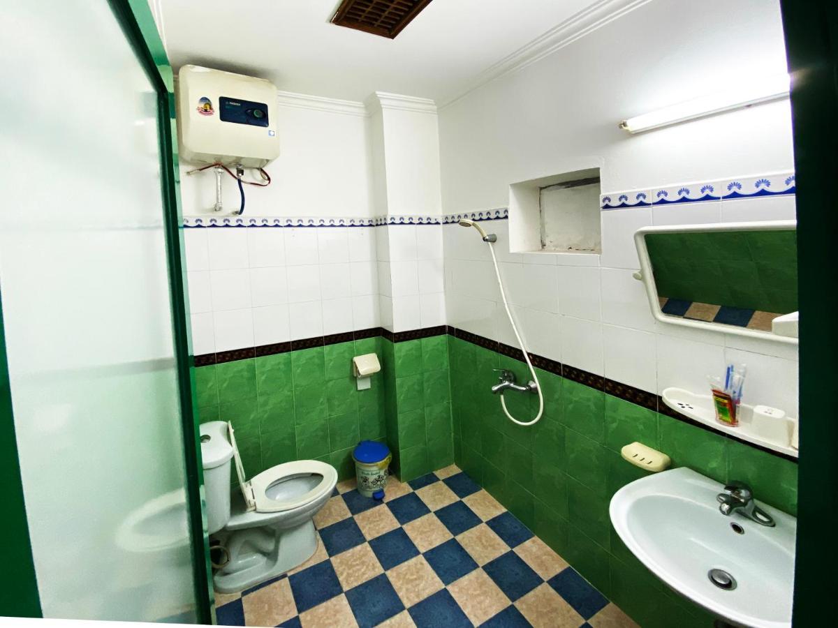 Hotel Alex 2*