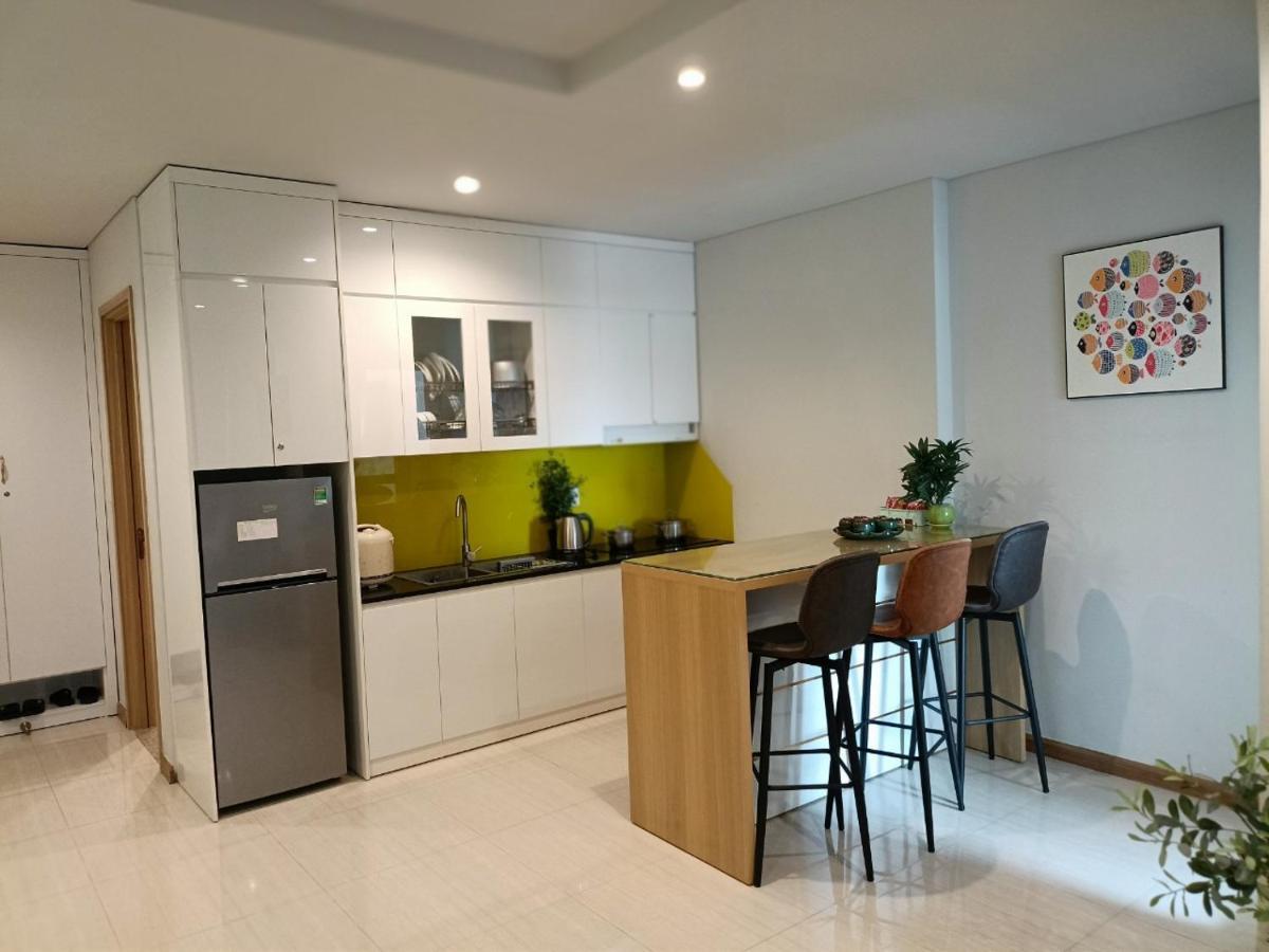 Thuy Apartment *