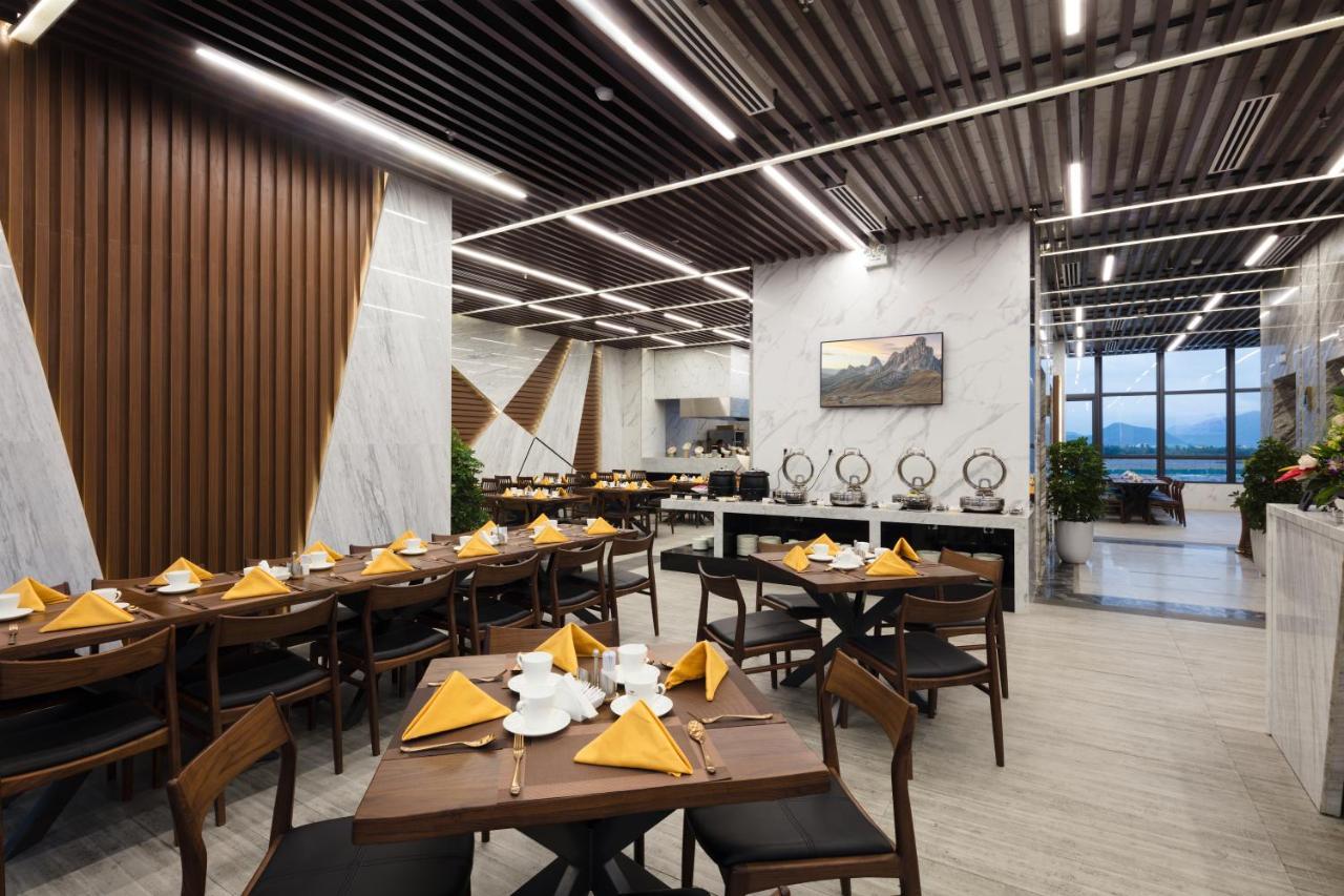 Khách sạn Và Emerald Bay 5*