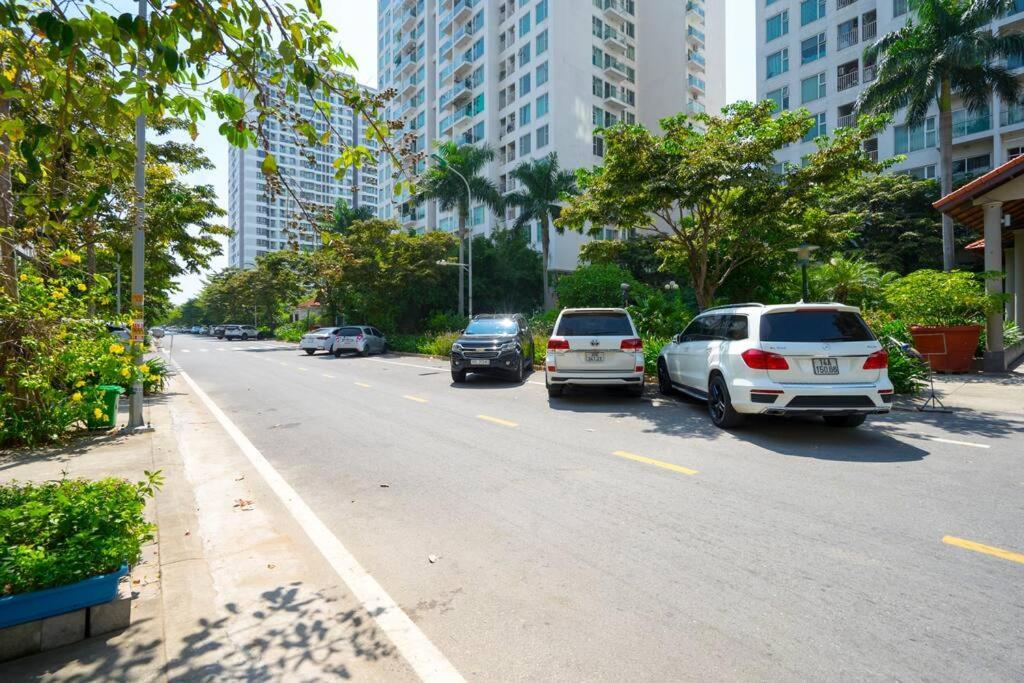 *ha Long @ Bay View-3 Br Apartment