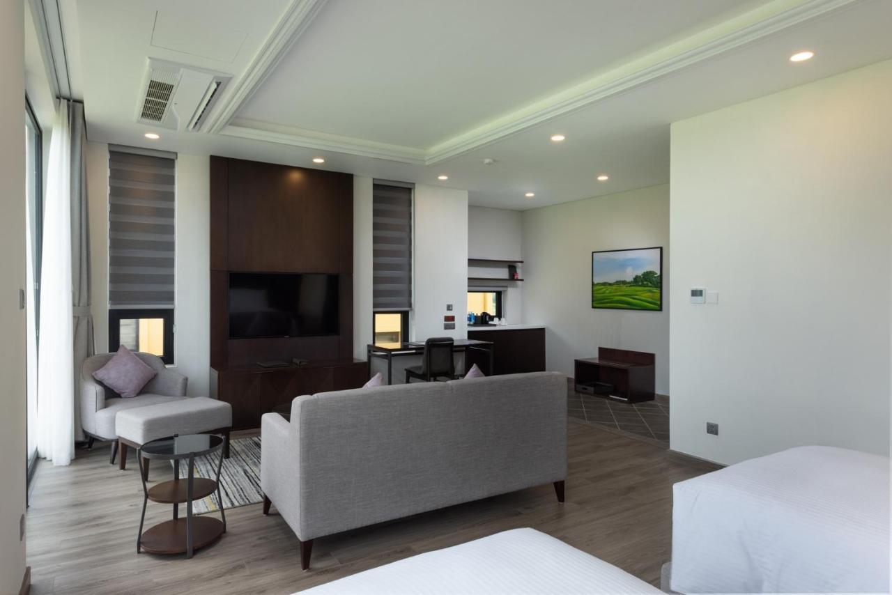 Khách sạn Dưỡng Và Wyndham Sky 5*