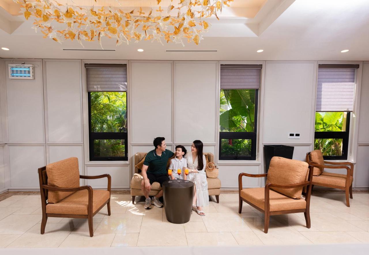 Dưỡng Và Wyndham Sky Khách sạn 5*