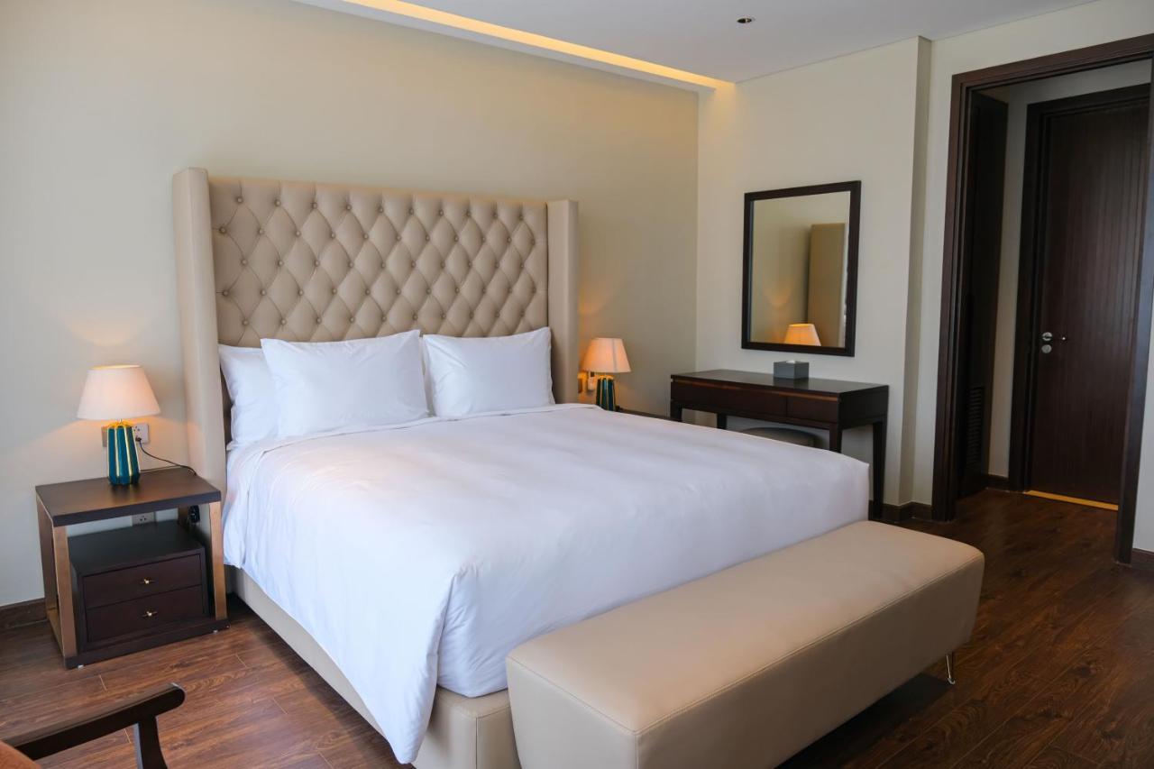 Khách sạn Dưỡng Và Wyndham Sky