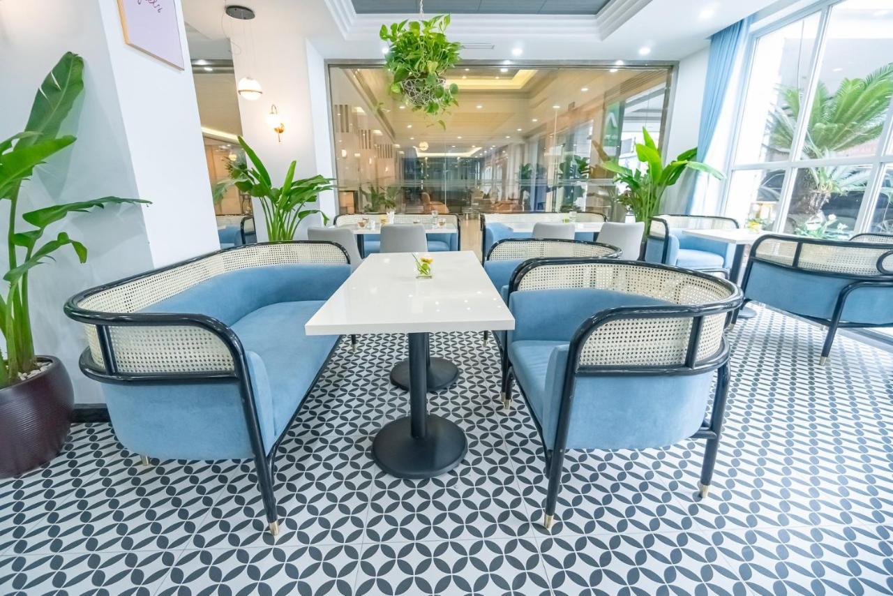 Quốc Tế Bảo Sơn