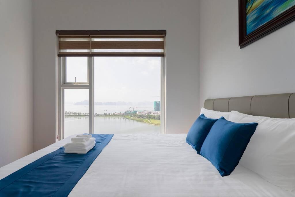 *ha Long @ Bay View-3 Br Apartment *