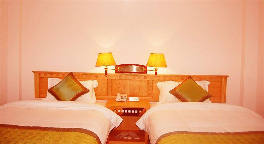 Golden Halong Hotel