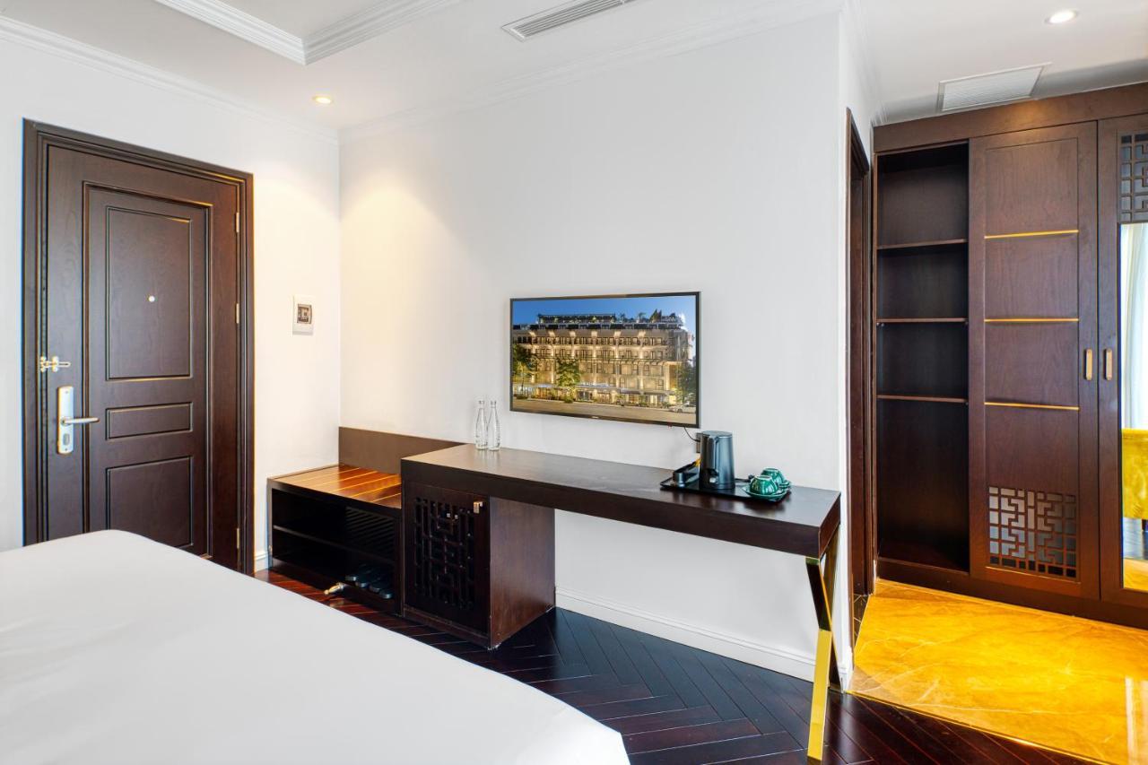 Hotel The Almin 4*