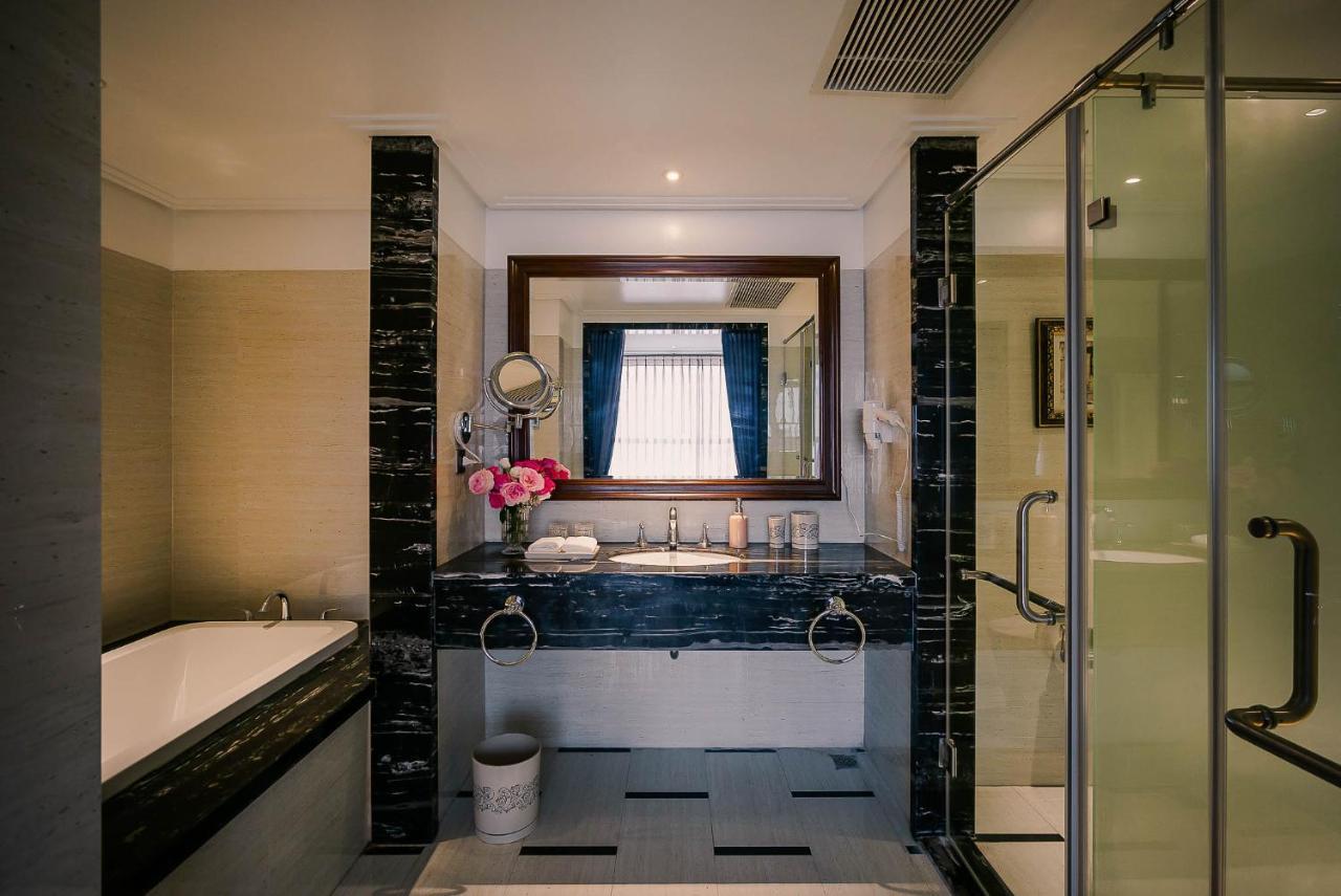 Le Jardin Haute Couture Hotel Hanoi